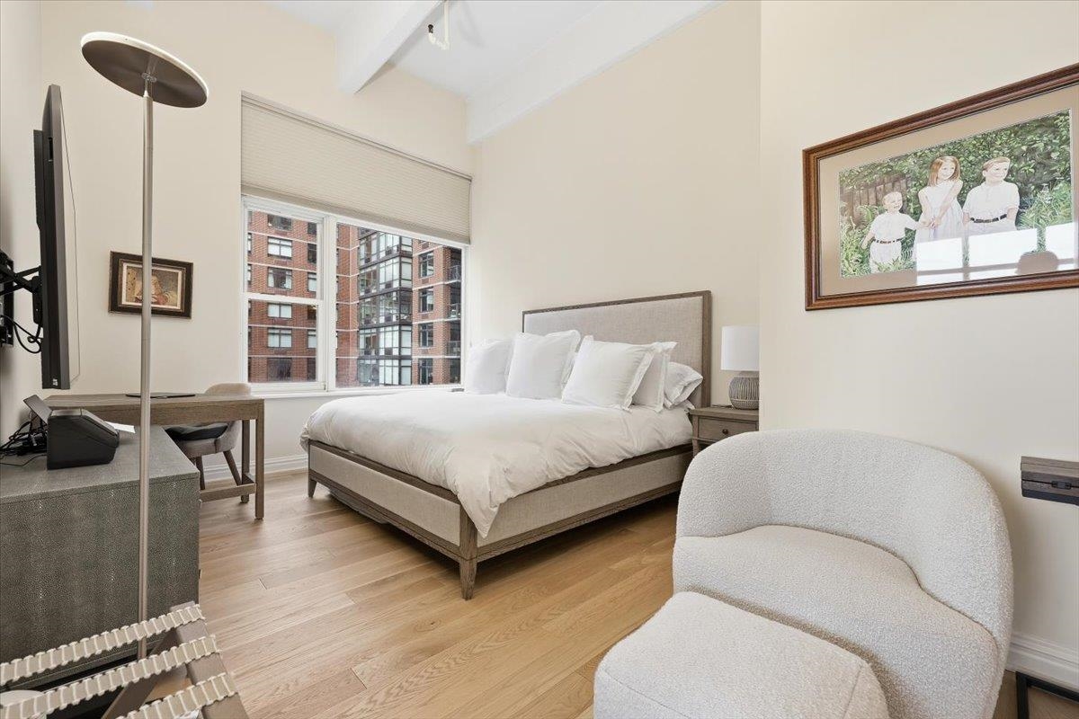 1500 HUDSON ST Unit: 3J