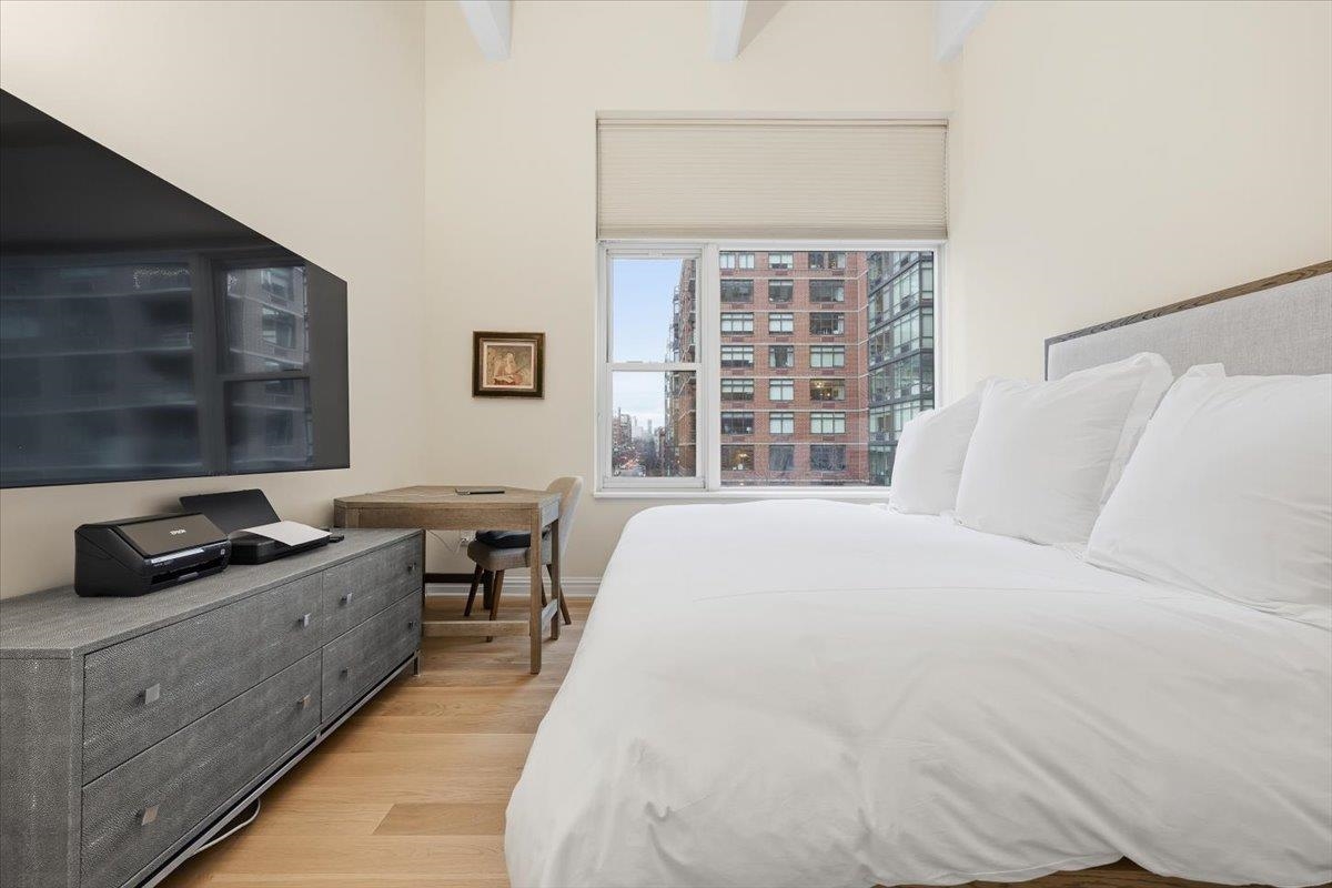 1500 HUDSON ST Unit: 3J