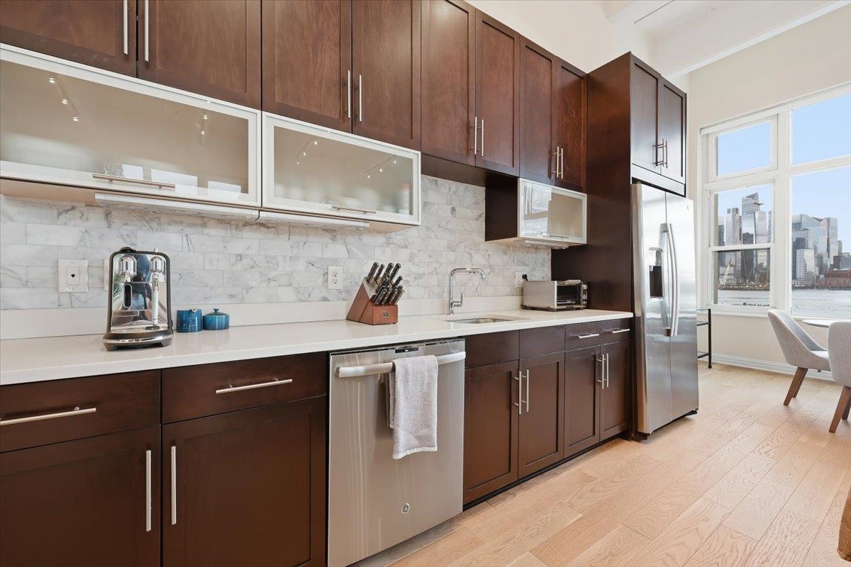 1500 HUDSON ST Unit: 3J