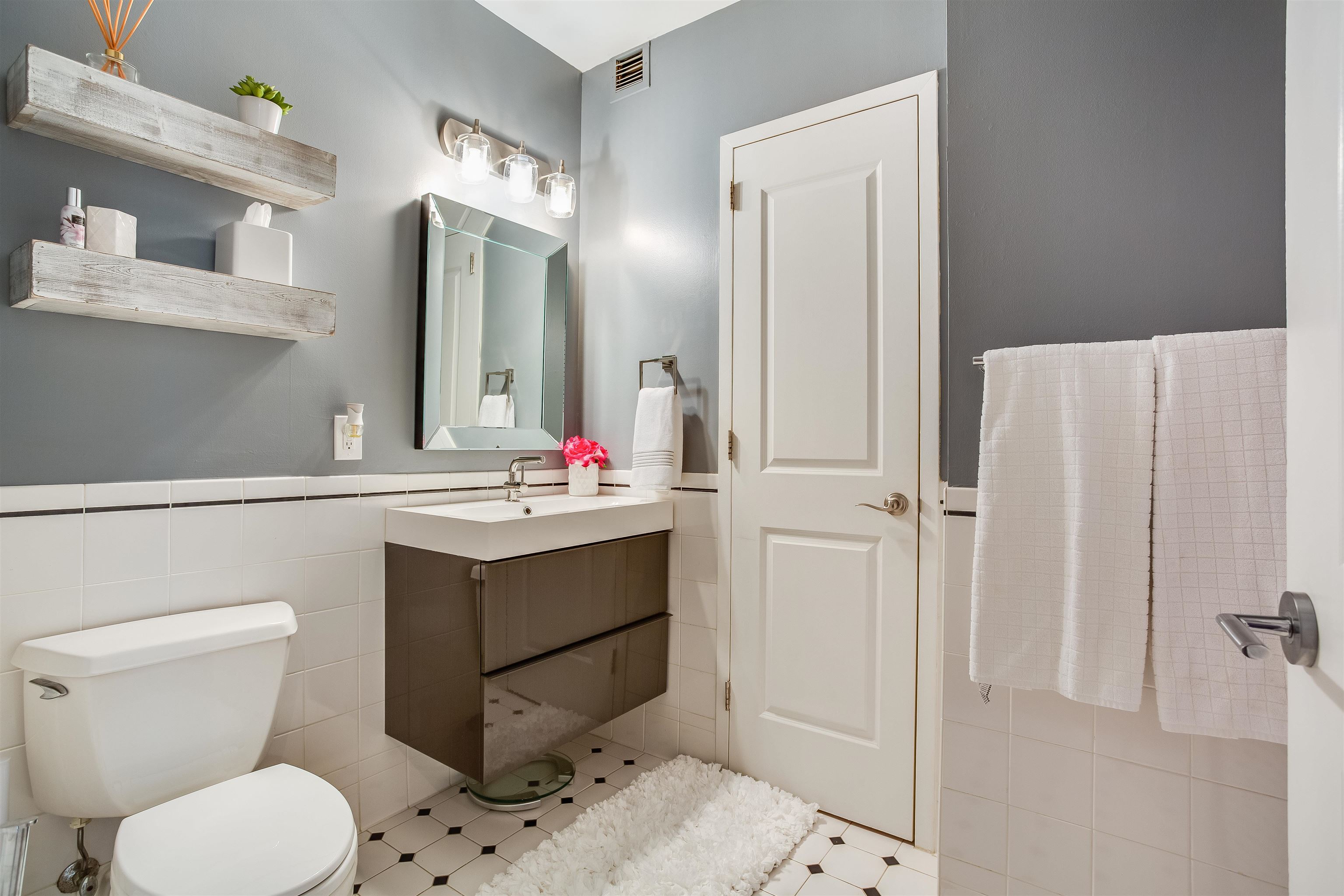 1500 WASHINGTON ST Unit: 2X