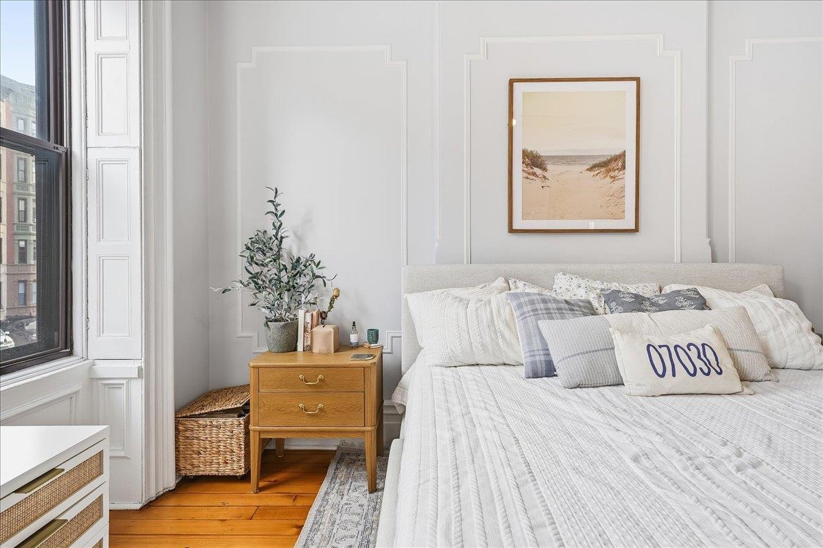 826 WASHINGTON ST Unit: 2