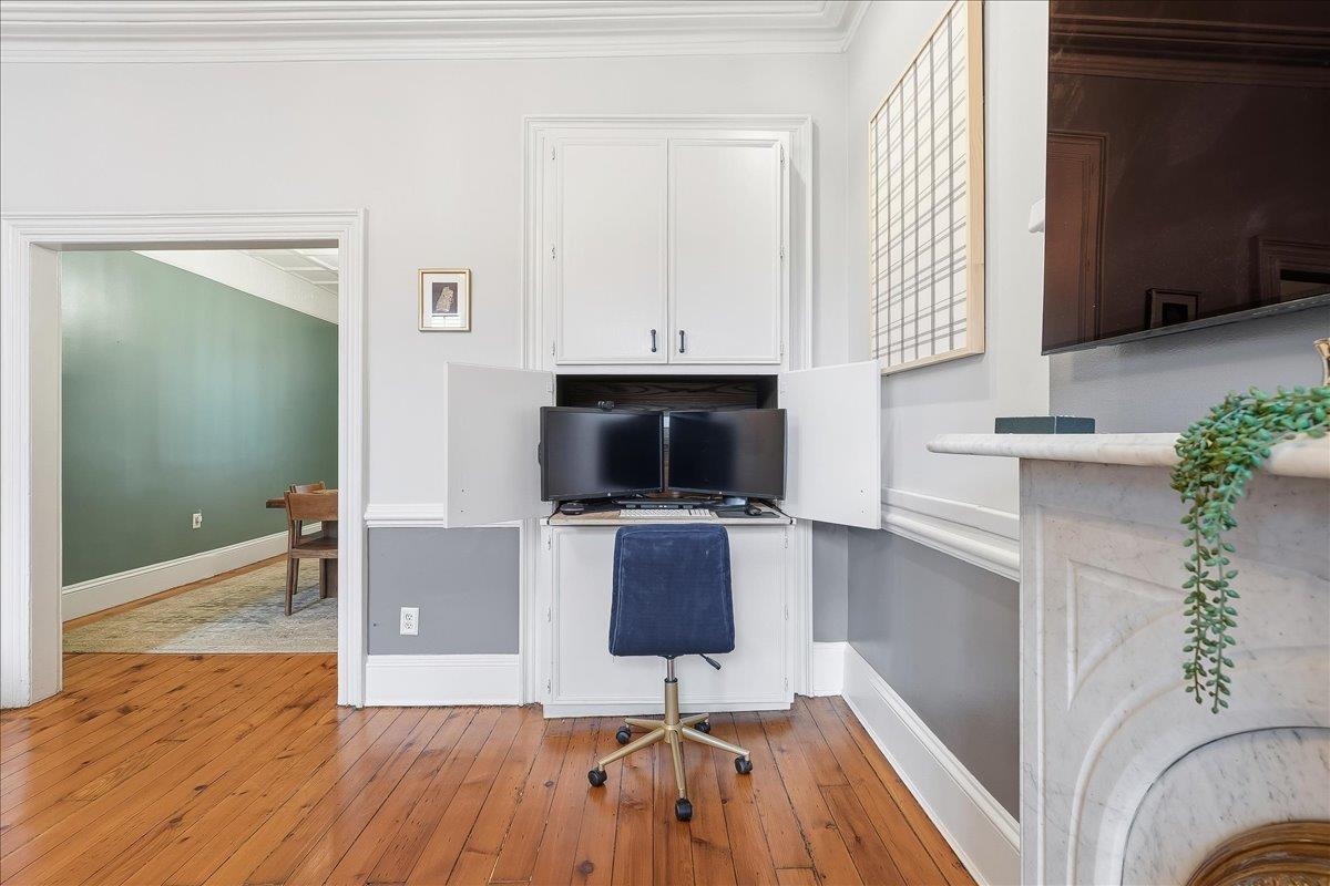 826 WASHINGTON ST Unit: 2