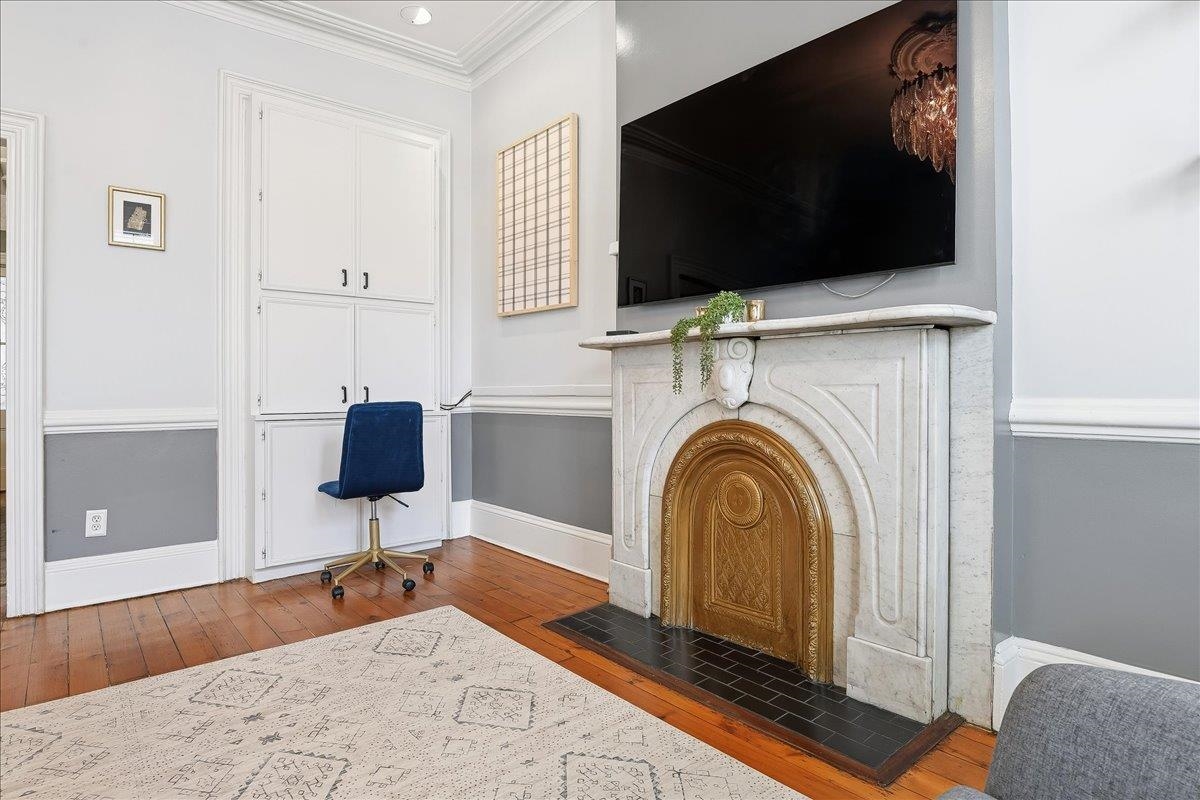 826 WASHINGTON ST Unit: 2
