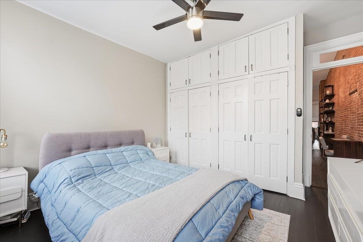 1122 HUDSON ST Unit: 5B