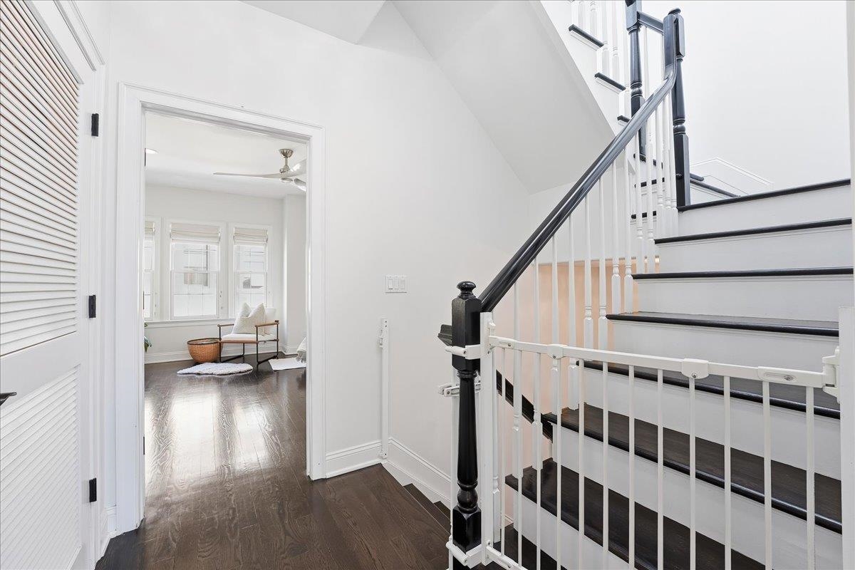 397 3RD ST Unit: 2