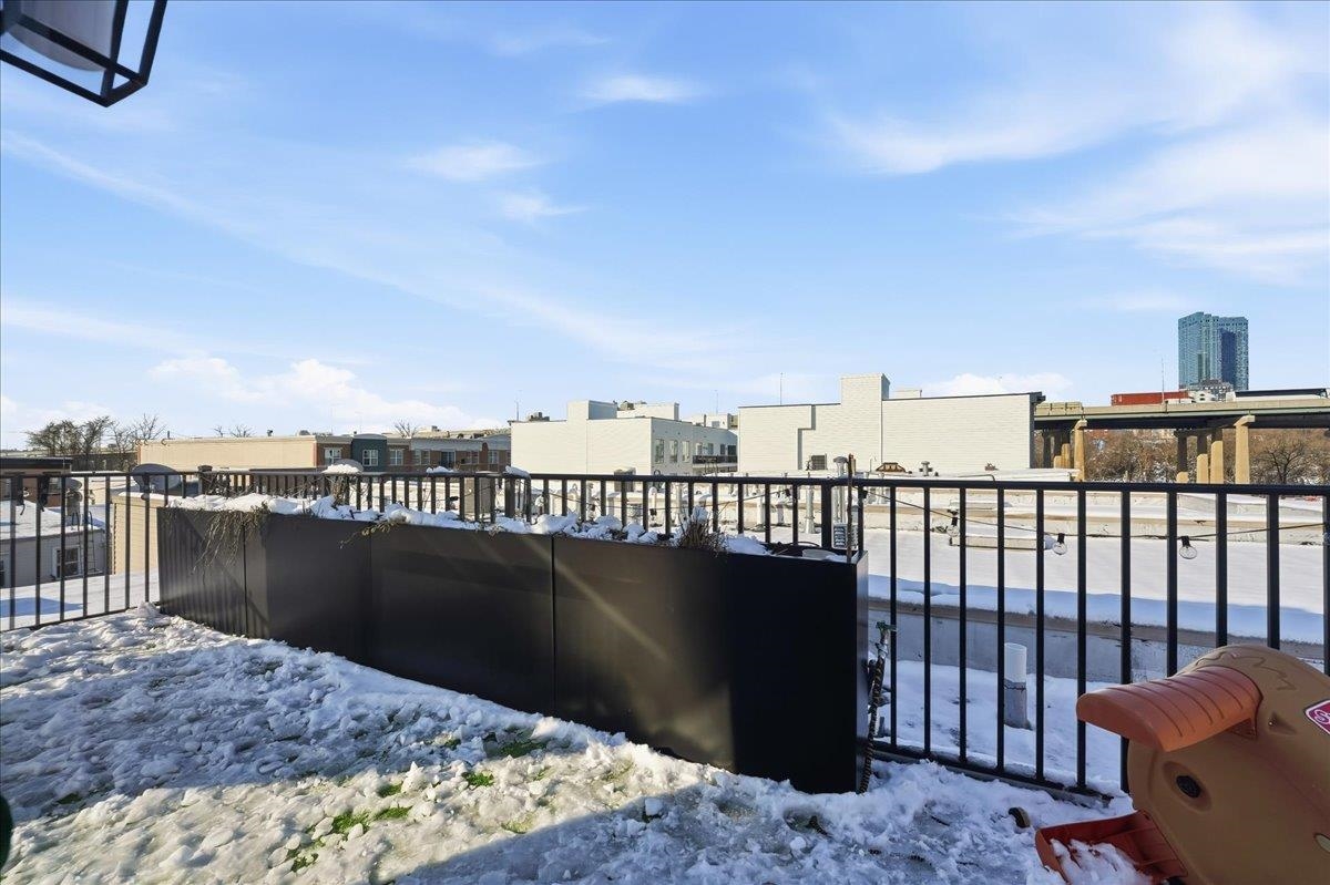 397 3RD ST Unit: 2