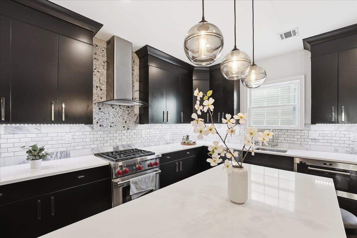 397 3RD ST Unit: 2