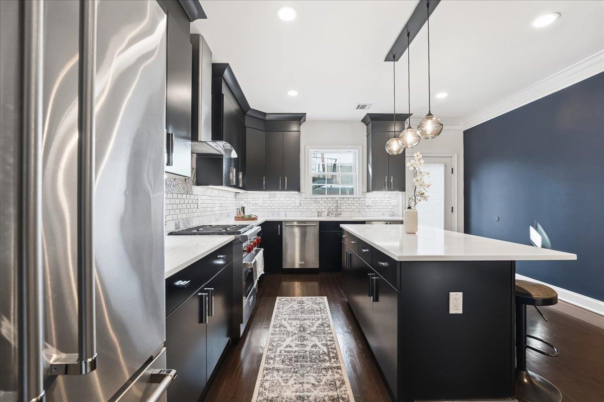 397 3RD ST Unit: 2