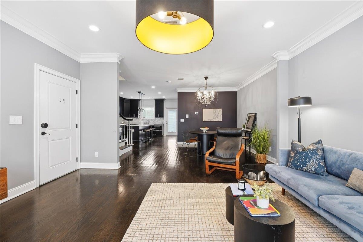 397 3RD ST Unit: 2