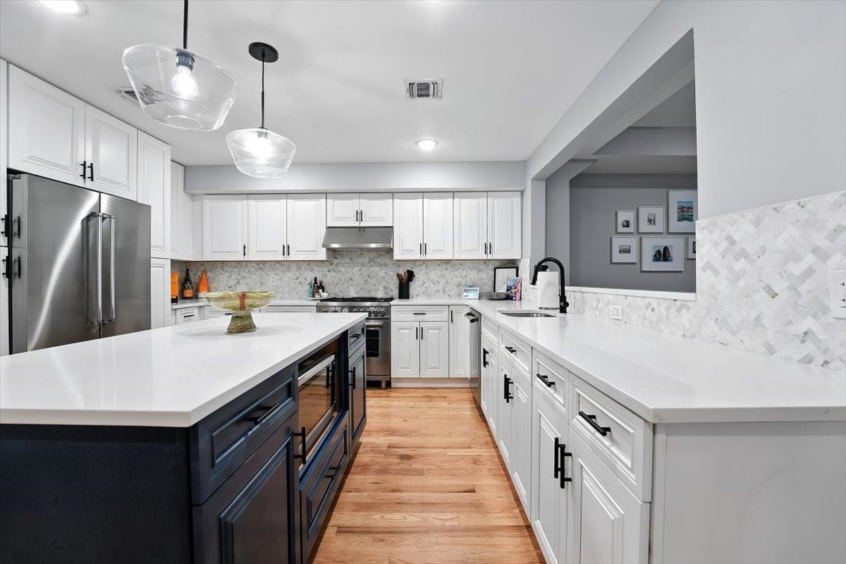 413 JEFFERSON ST Unit: 1