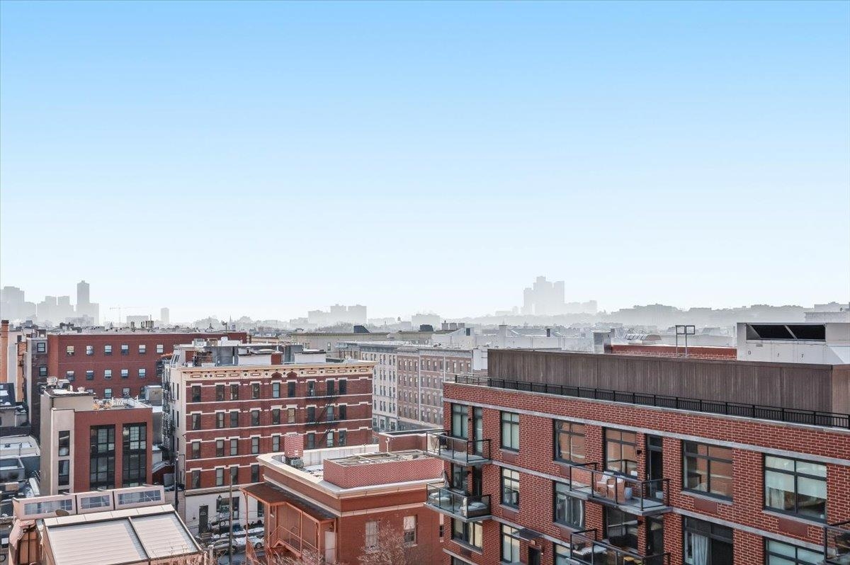 1400 HUDSON ST Unit: 823