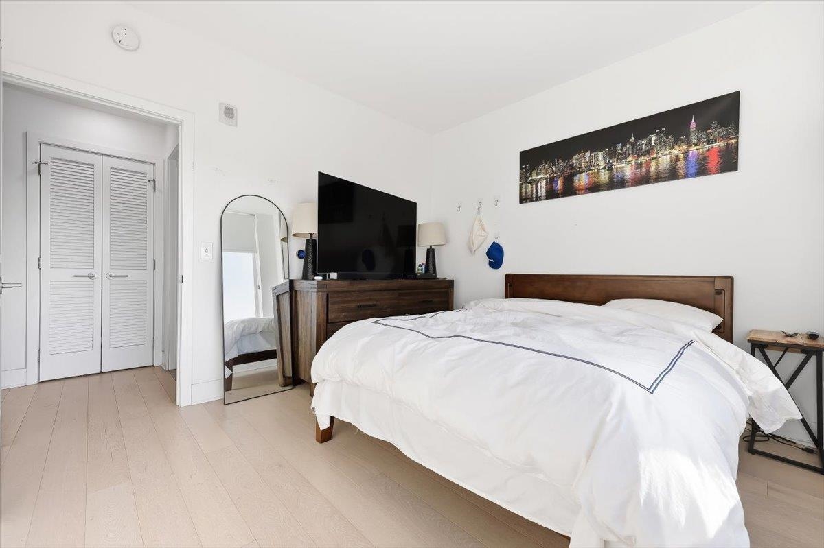 1400 HUDSON ST Unit: 823