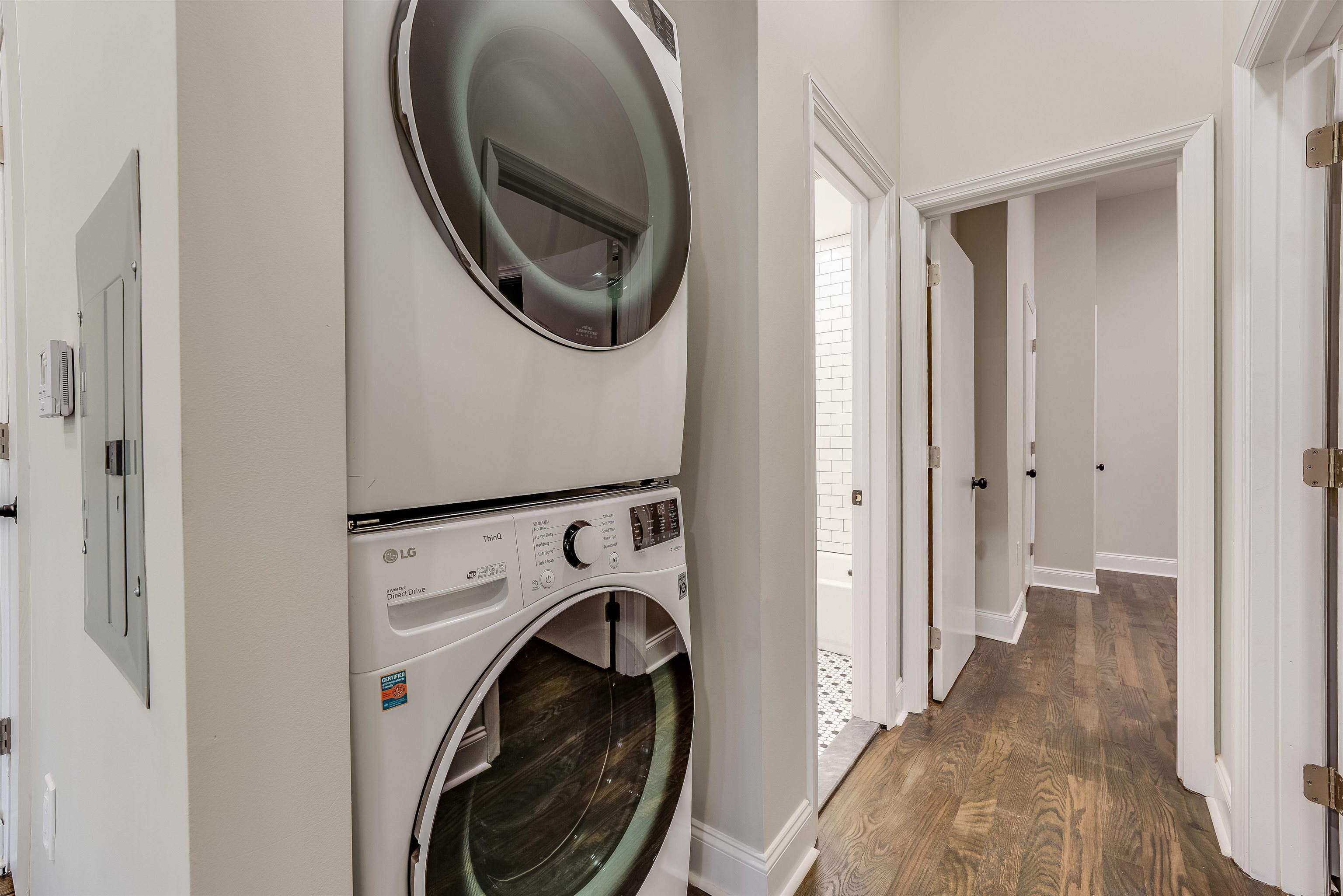 172 MALLORY AVE Unit: 2