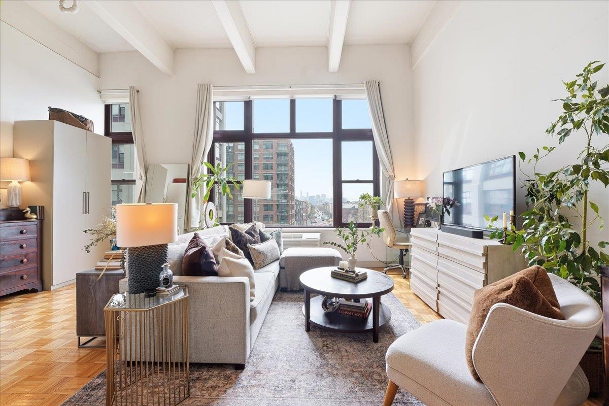 1500 WASHINGTON ST Unit: 5V