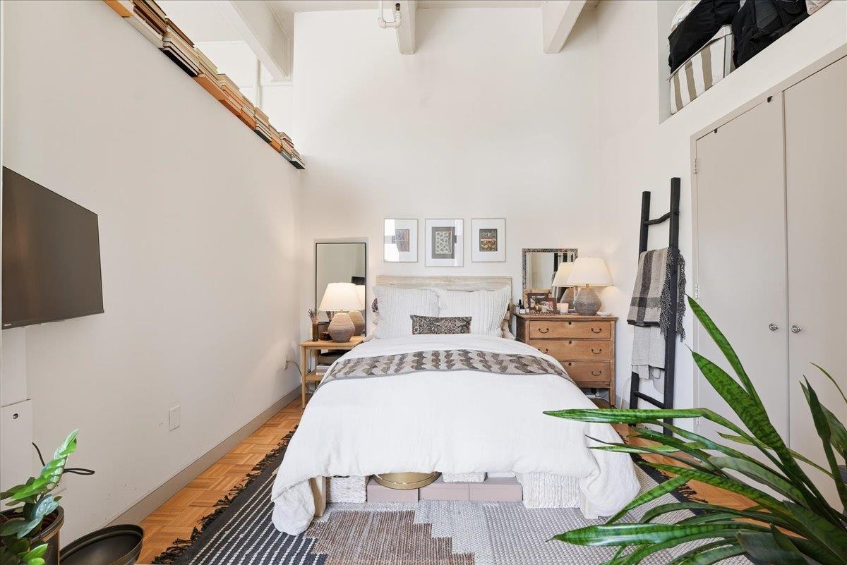 1500 WASHINGTON ST Unit: 5V