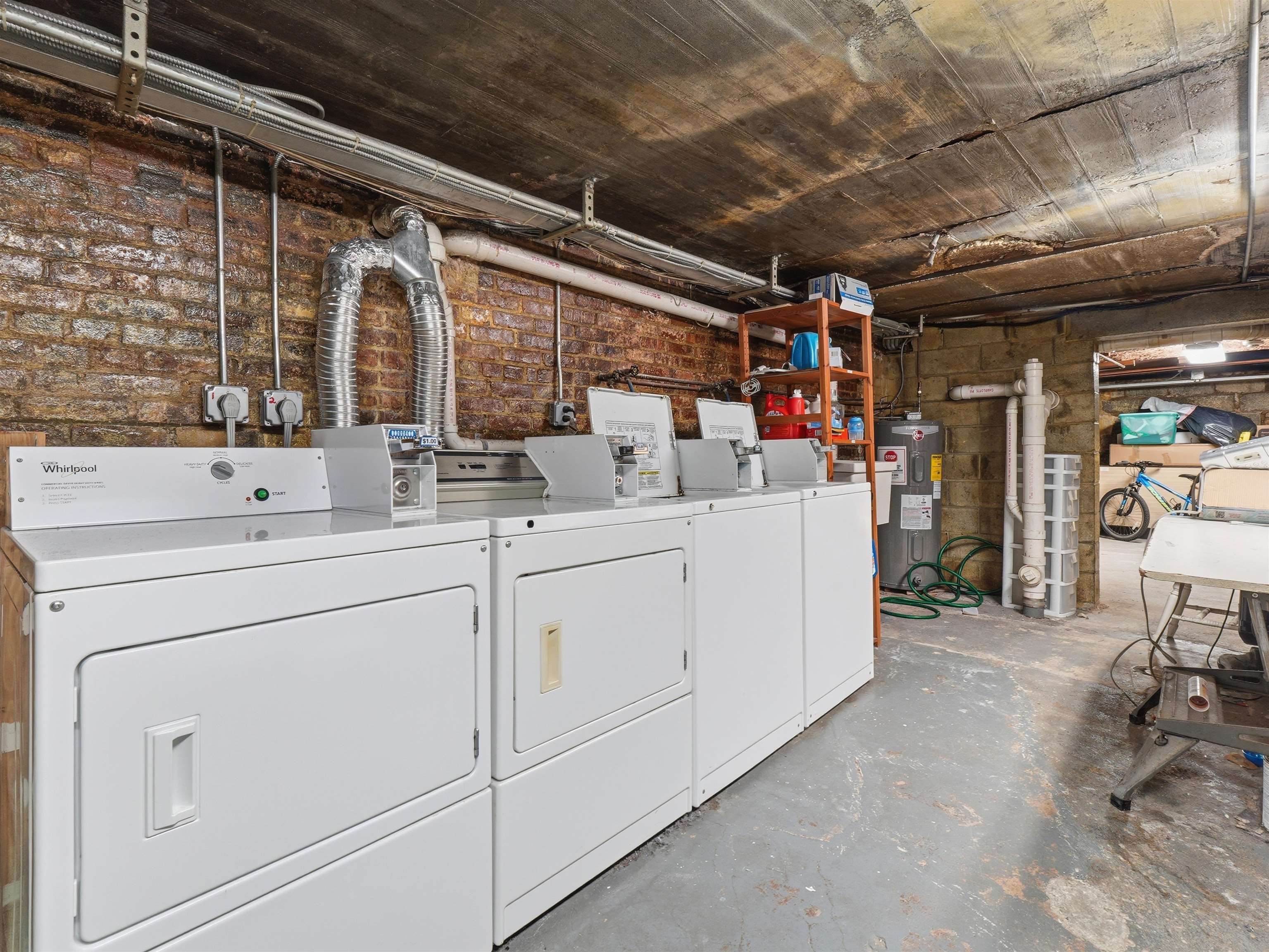 219 BLOOMFIELD ST Unit: B3