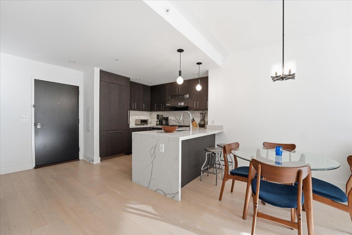 1400 HUDSON ST Unit: 412