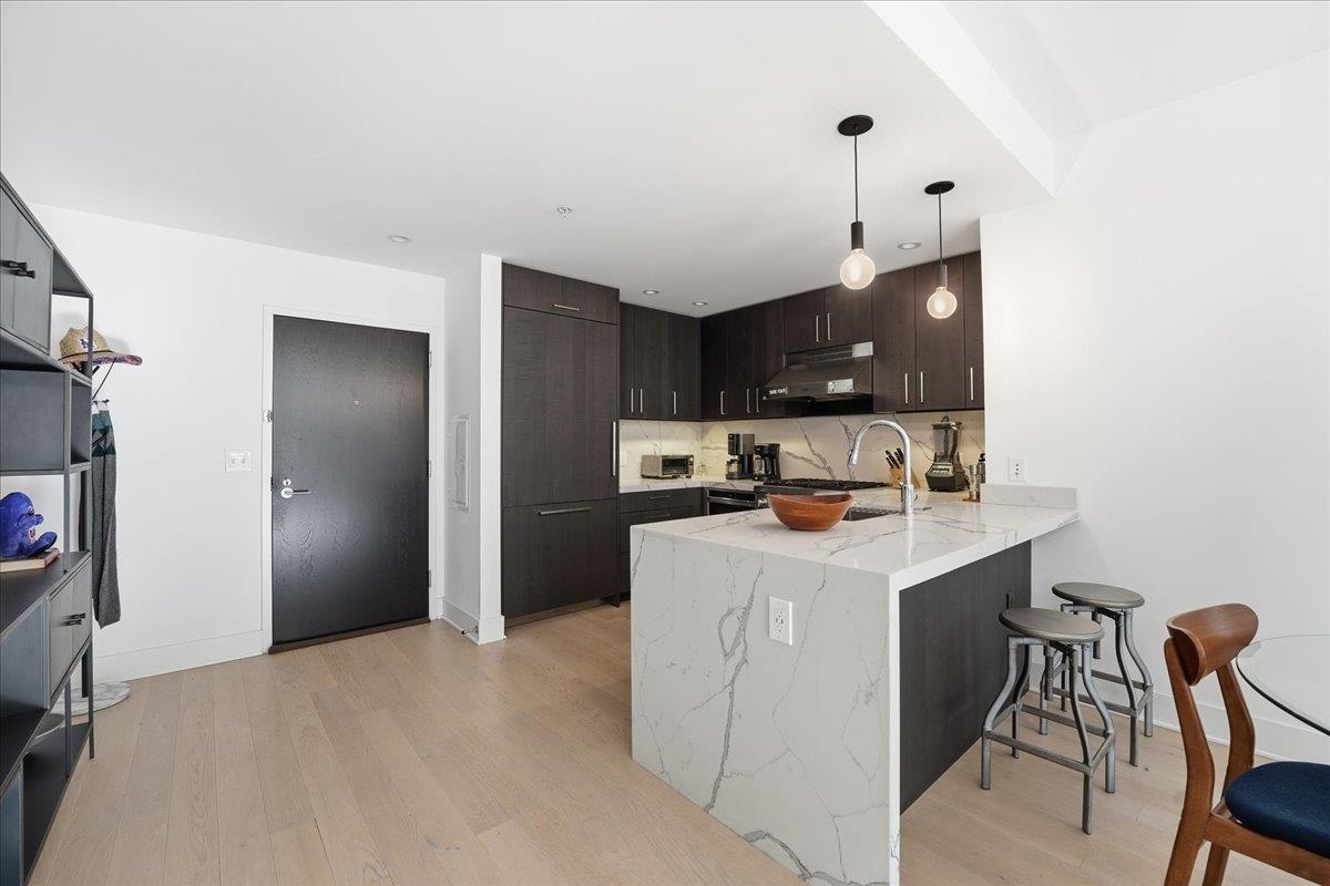 1400 HUDSON ST Unit: 412