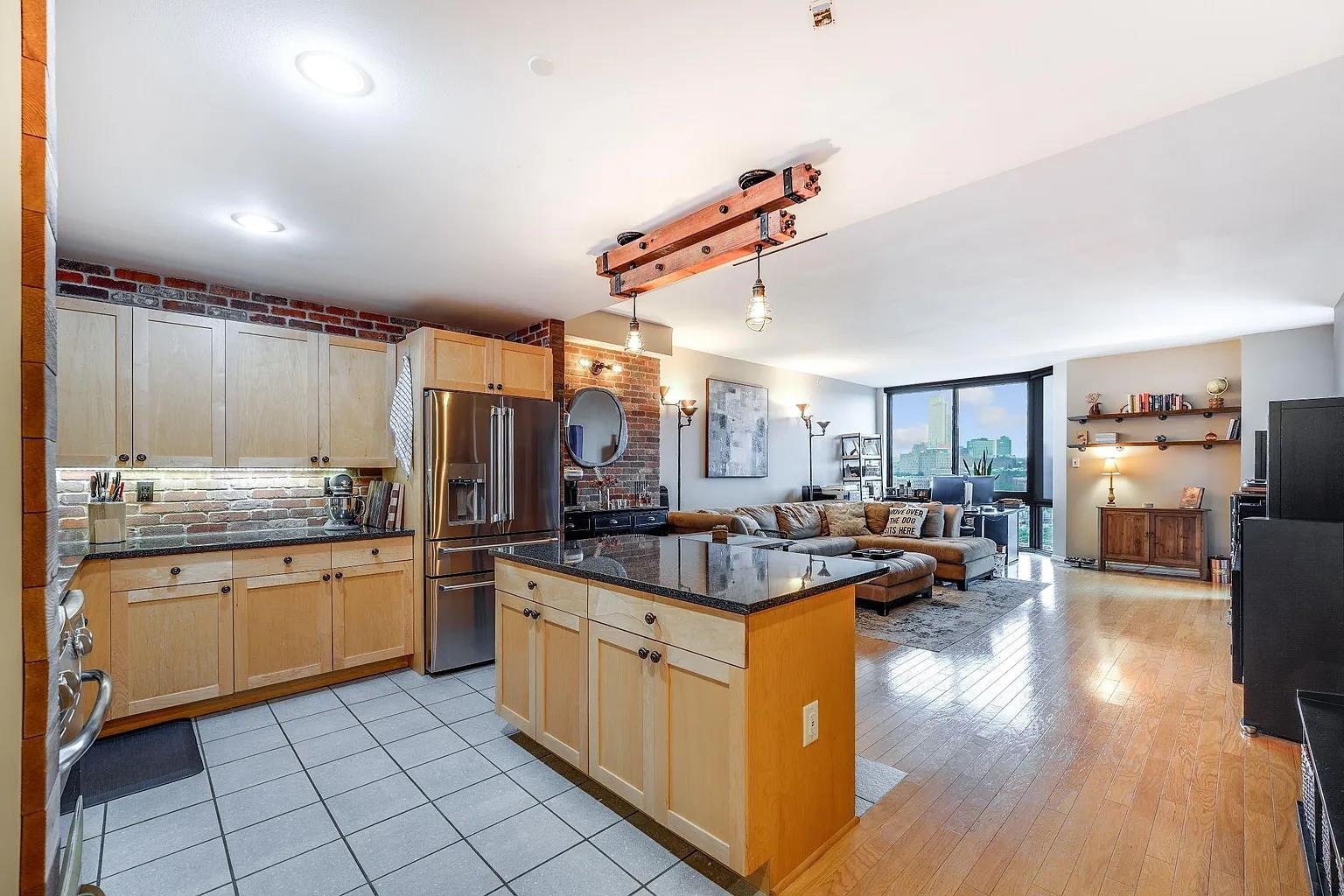 700 GROVE ST Unit: 1204