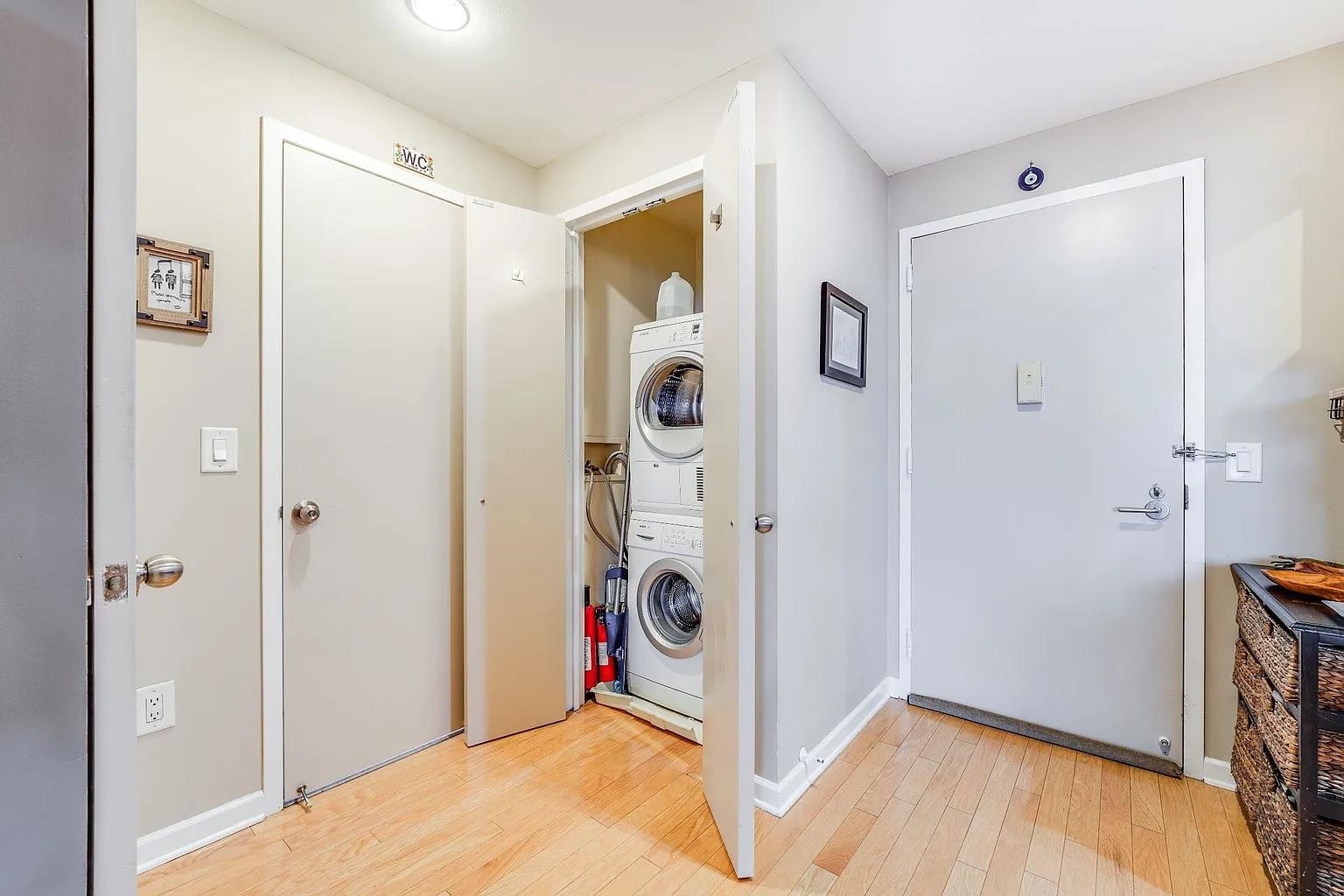 700 GROVE ST Unit: 1204