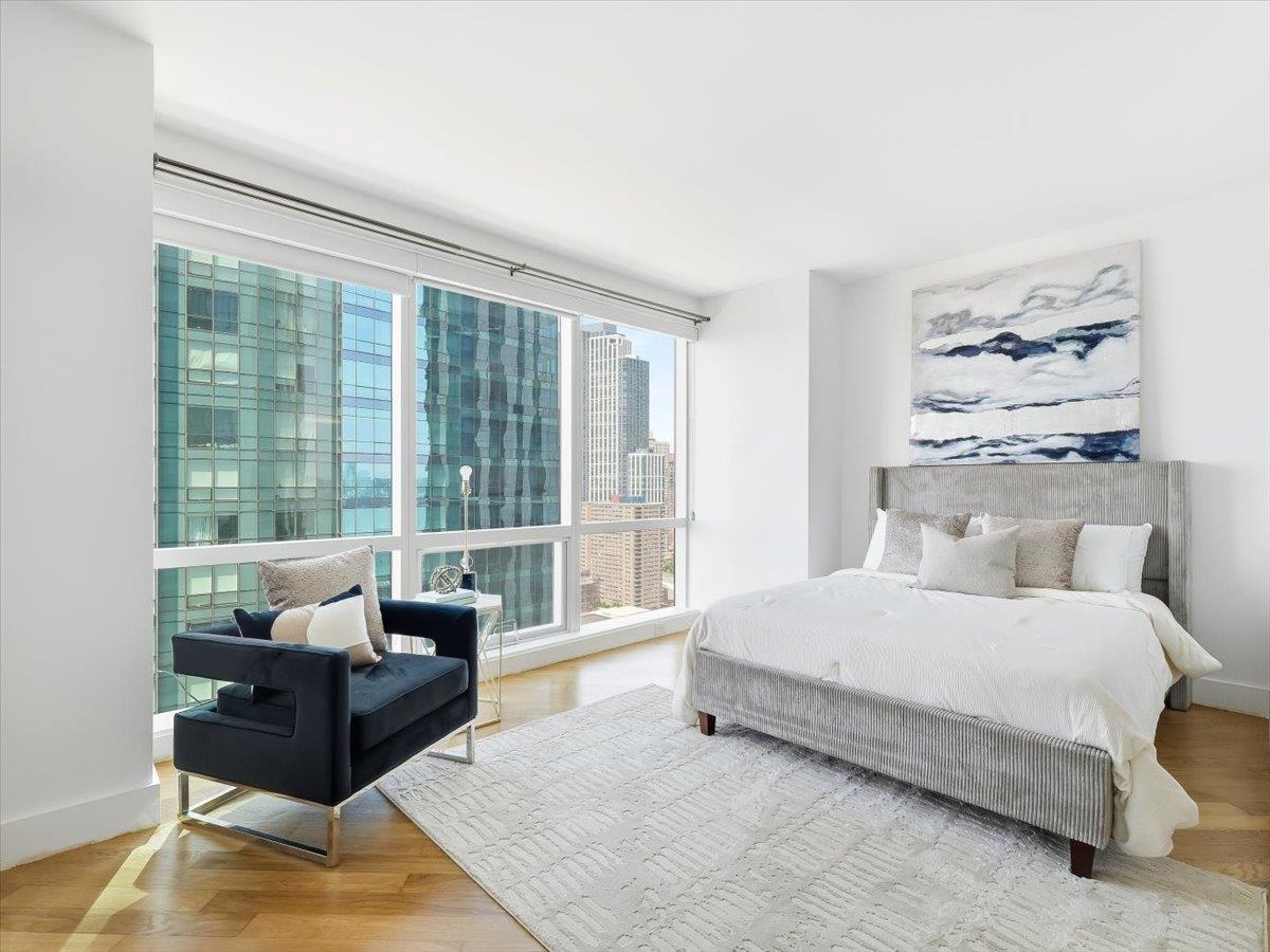 77 HUDSON ST Unit: 2611