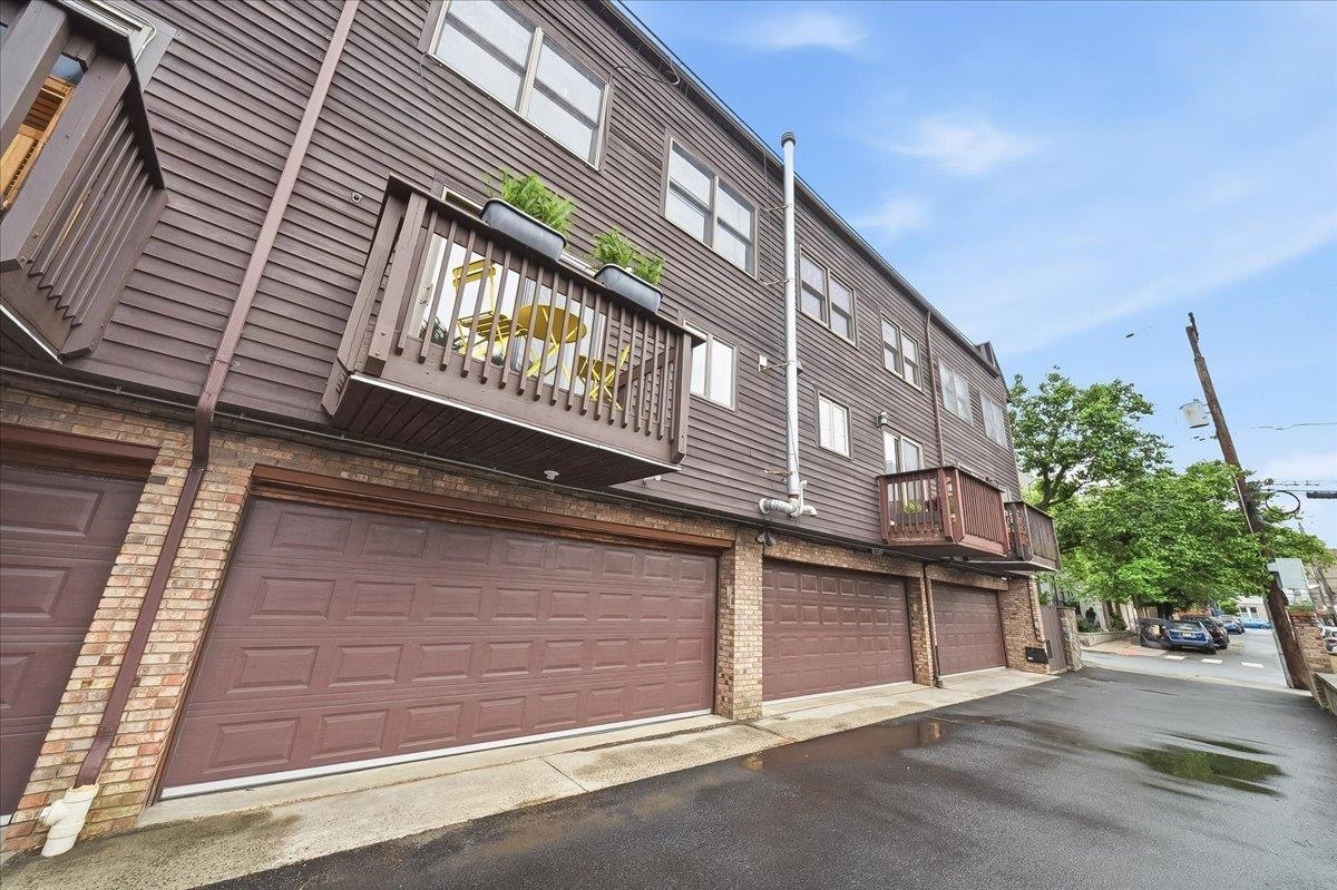 430 OGDEN AVE Unit: #2