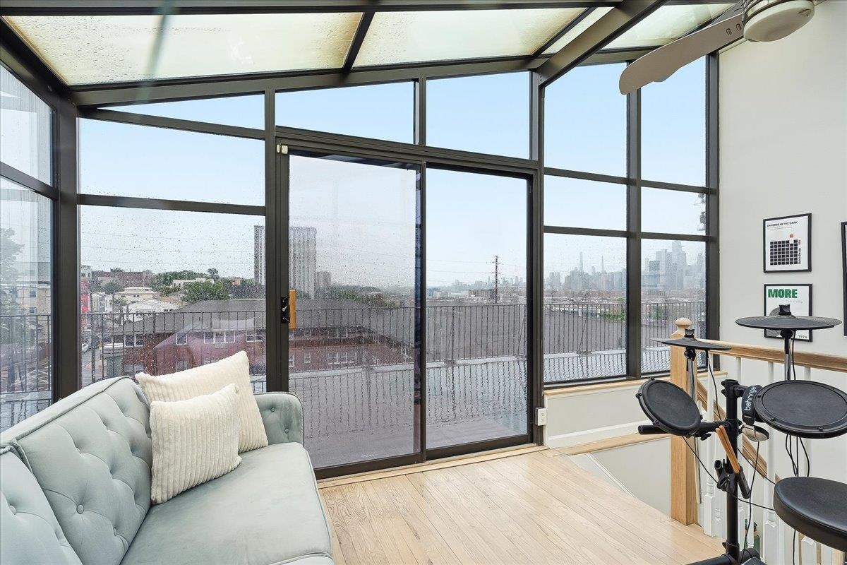 430 OGDEN AVE Unit: #2