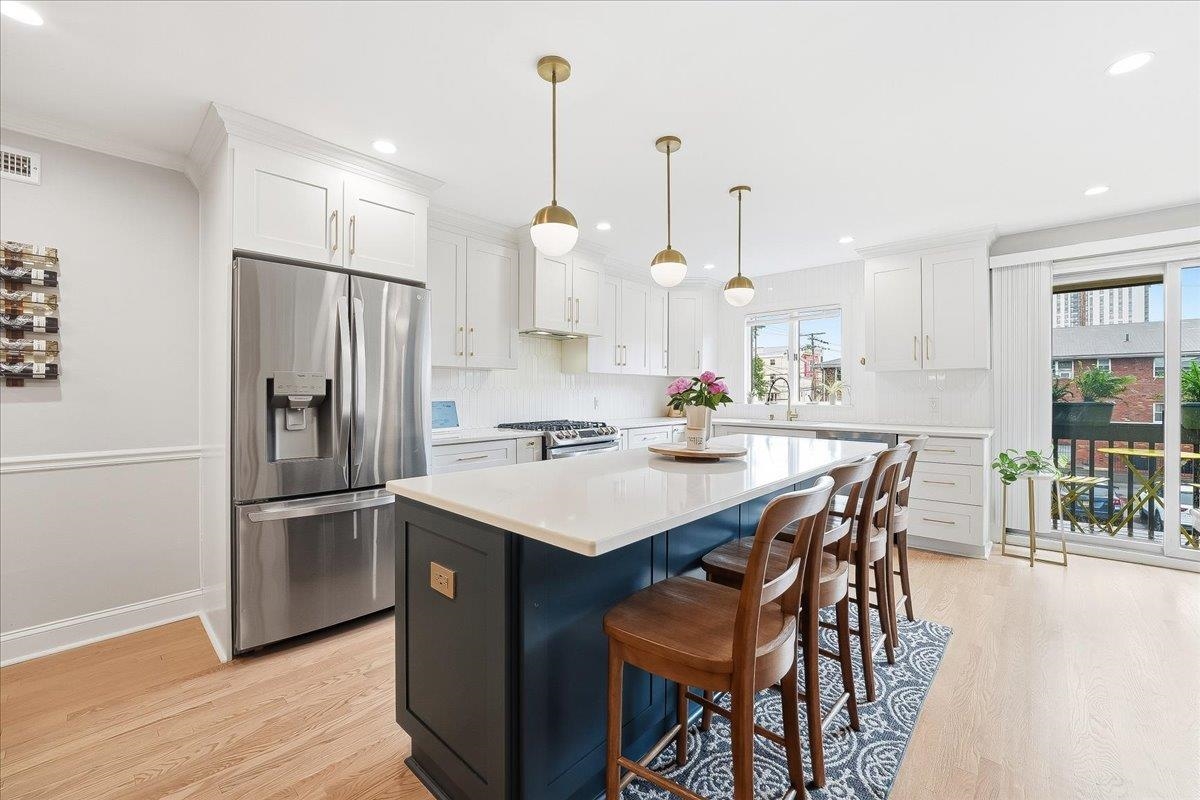 430 OGDEN AVE Unit: #2