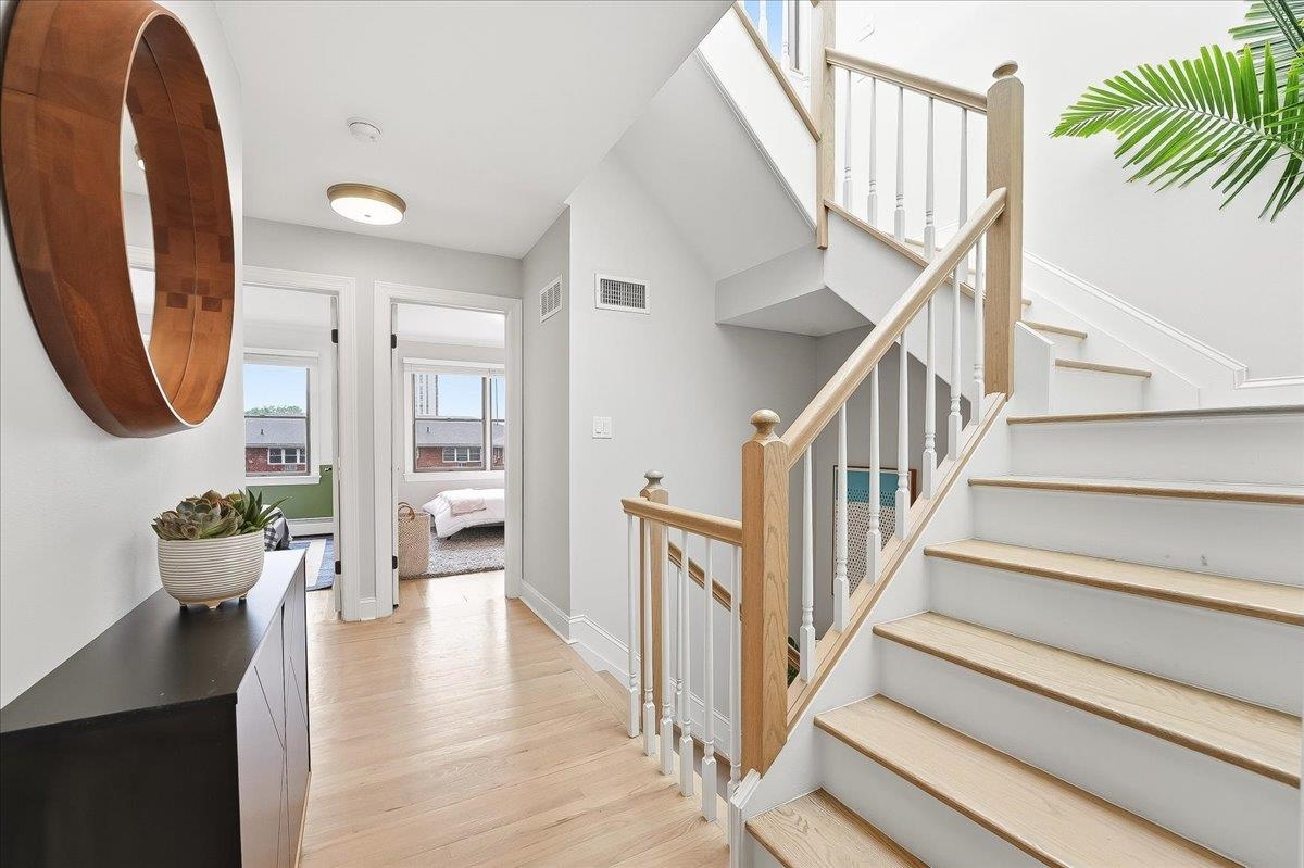 430 OGDEN AVE Unit: #2
