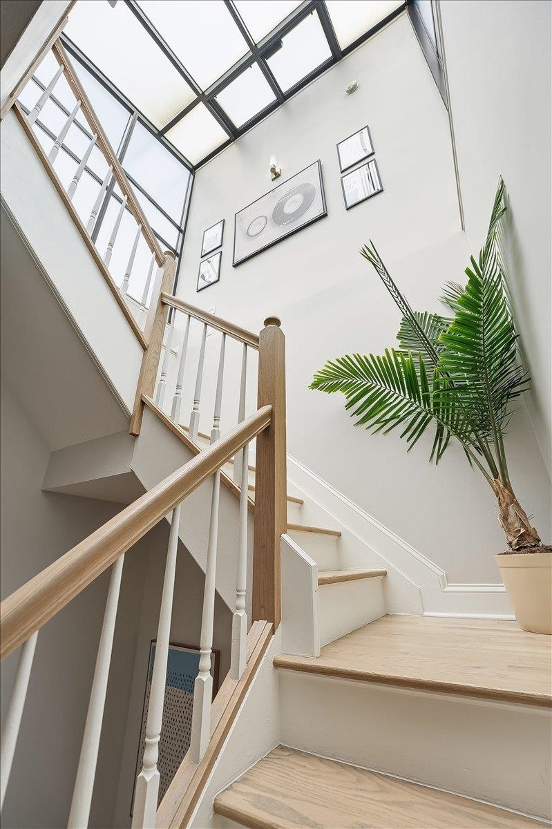 430 OGDEN AVE Unit: #2