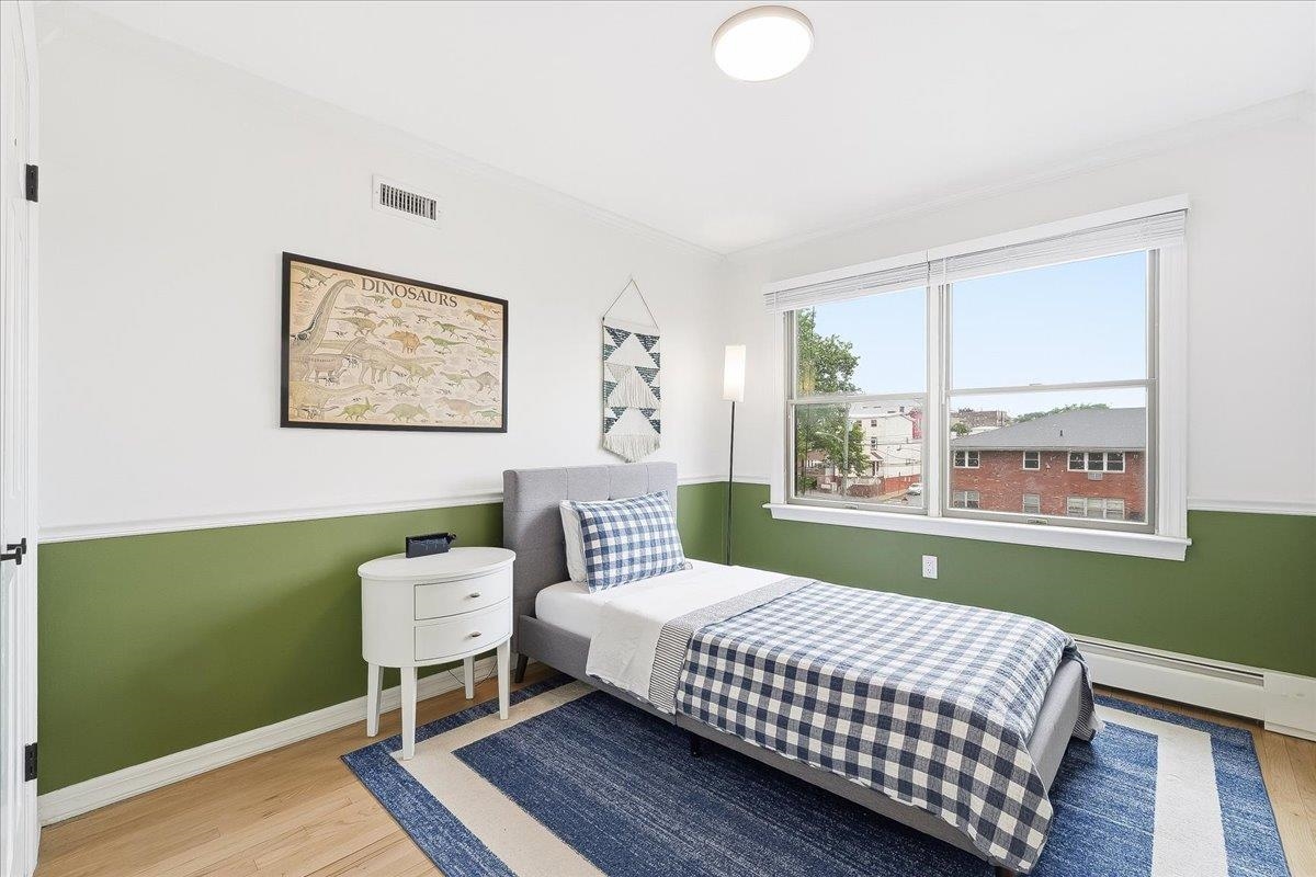 430 OGDEN AVE Unit: #2
