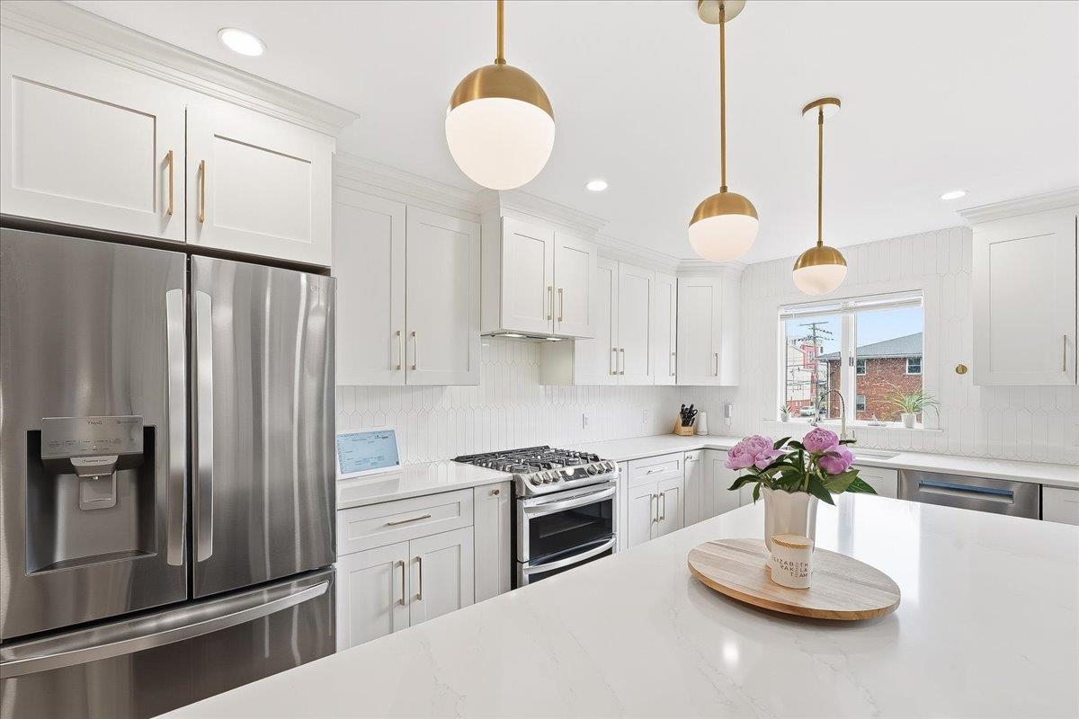 430 OGDEN AVE Unit: #2