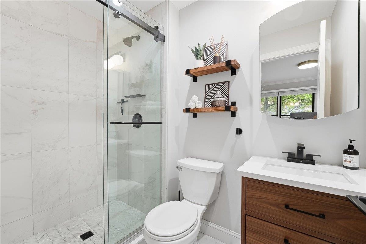 430 OGDEN AVE Unit: #2