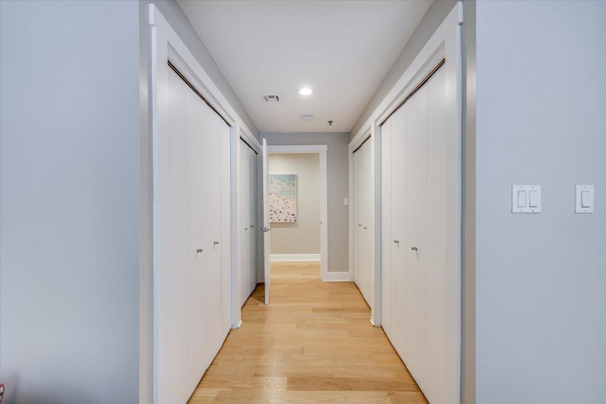1100 CLINTON ST Unit: 101
