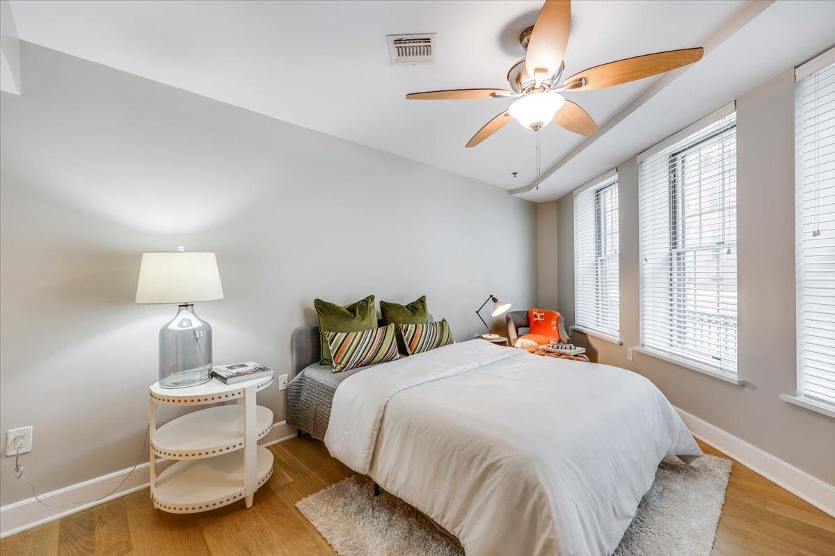 1100 CLINTON ST Unit: 101