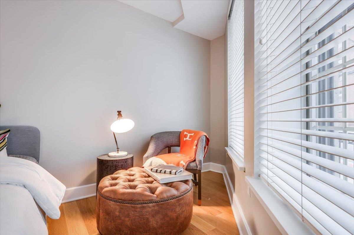 1100 CLINTON ST Unit: 101