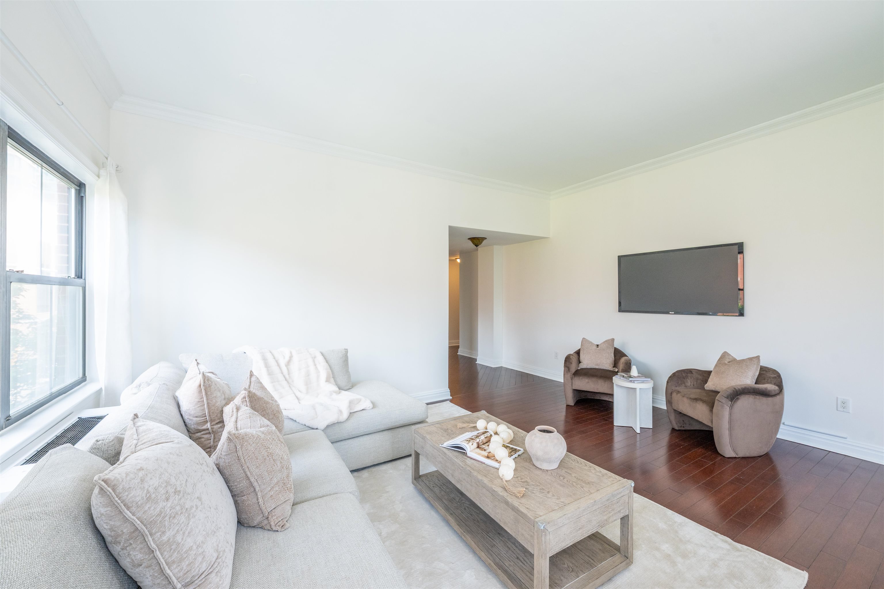 1 GREENE ST Unit: 312