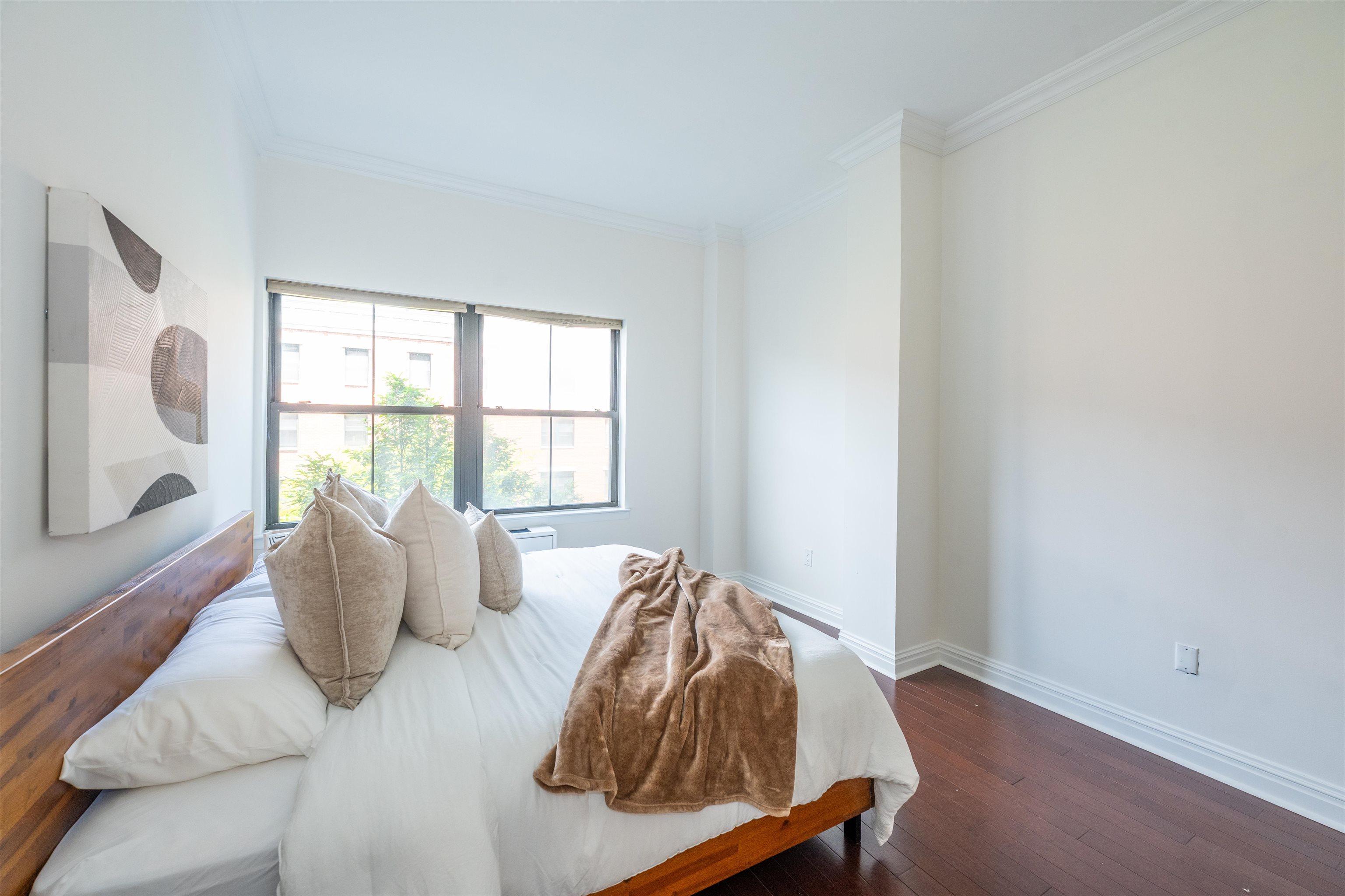 1 GREENE ST Unit: 312