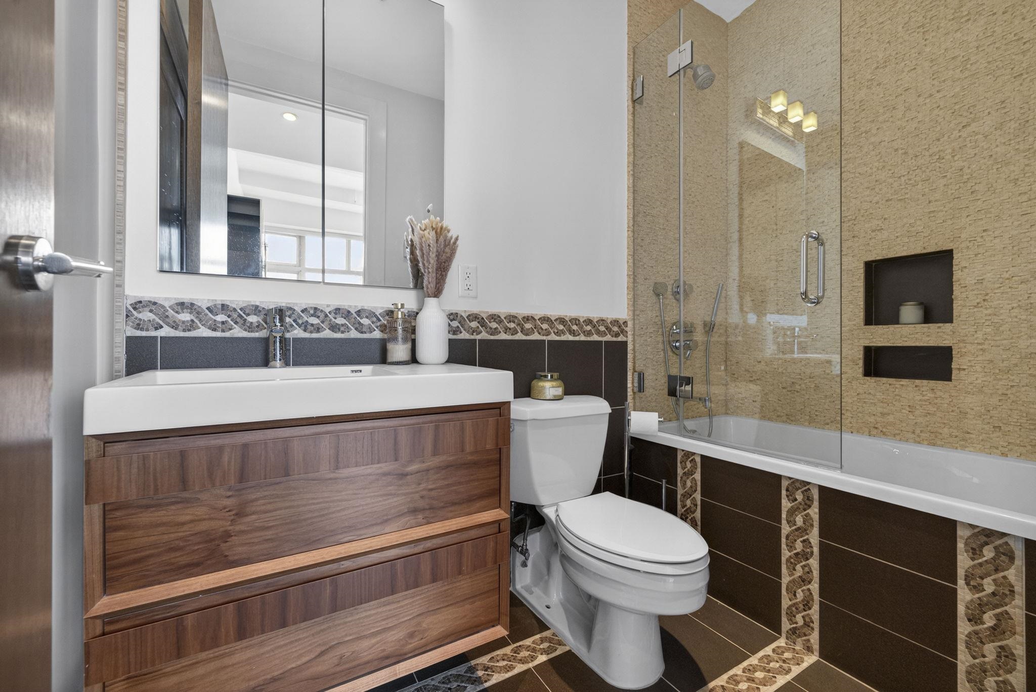 1500 WASHINGTON ST Unit: 12Q