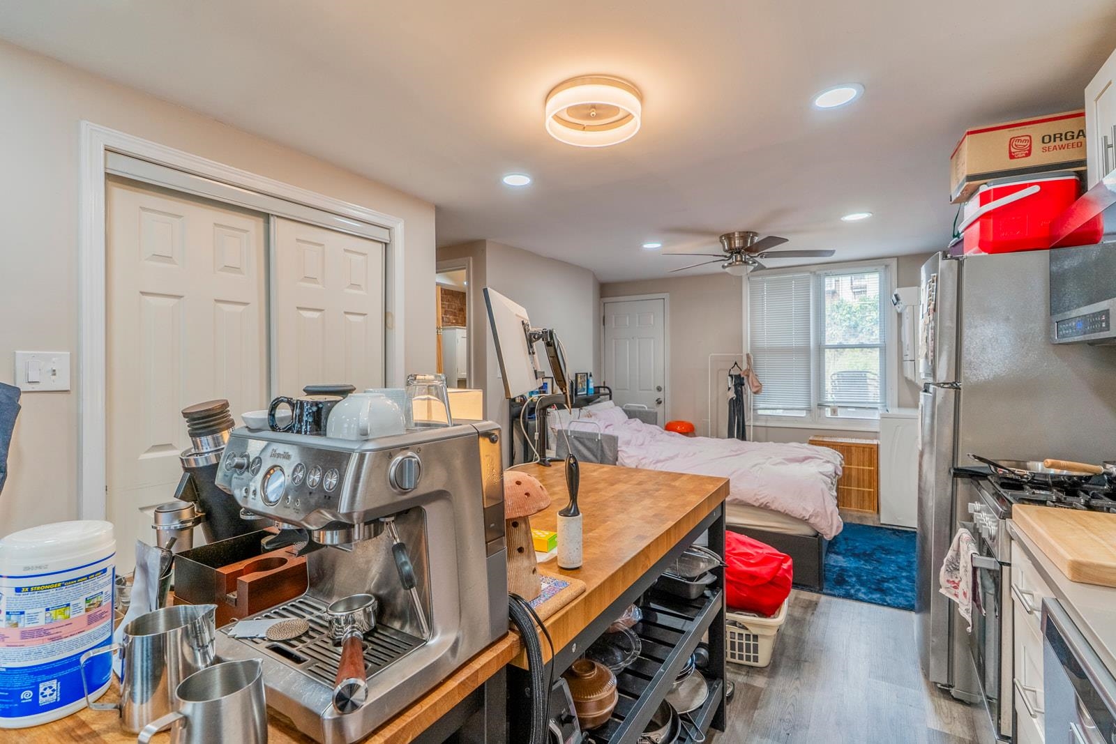 214 6TH ST Unit: 1