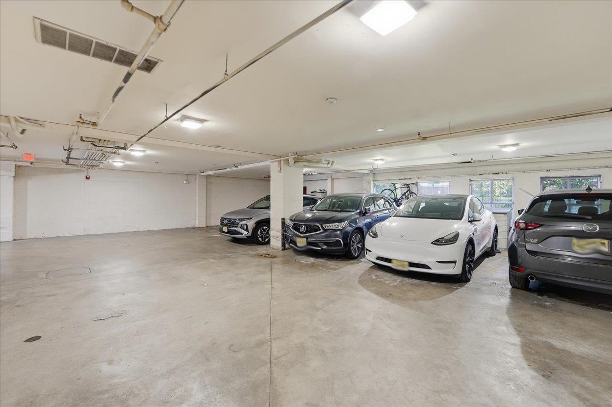 219 GRAND ST Unit: 4A