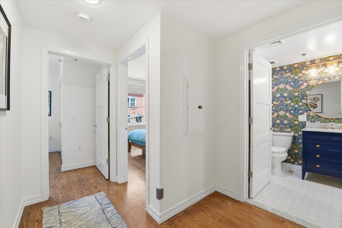 219 GRAND ST Unit: 4A