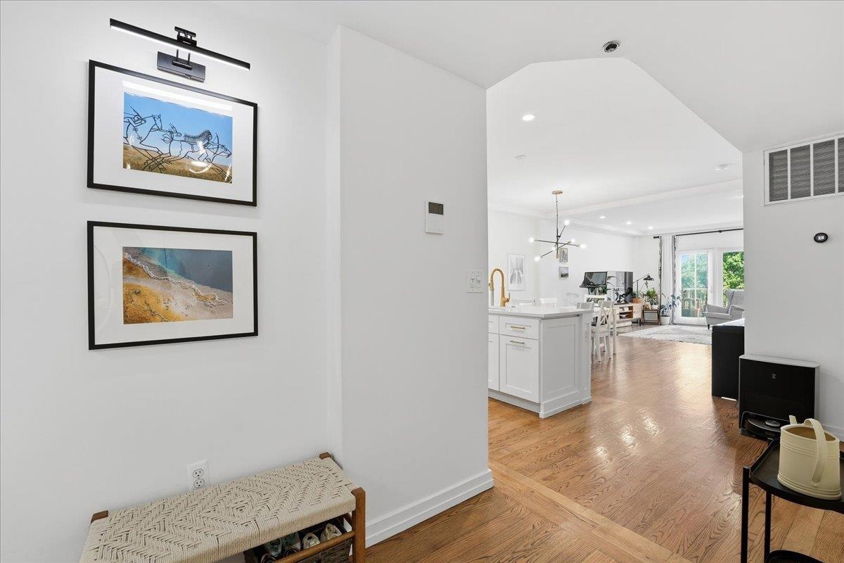 219 GRAND ST Unit: 4A