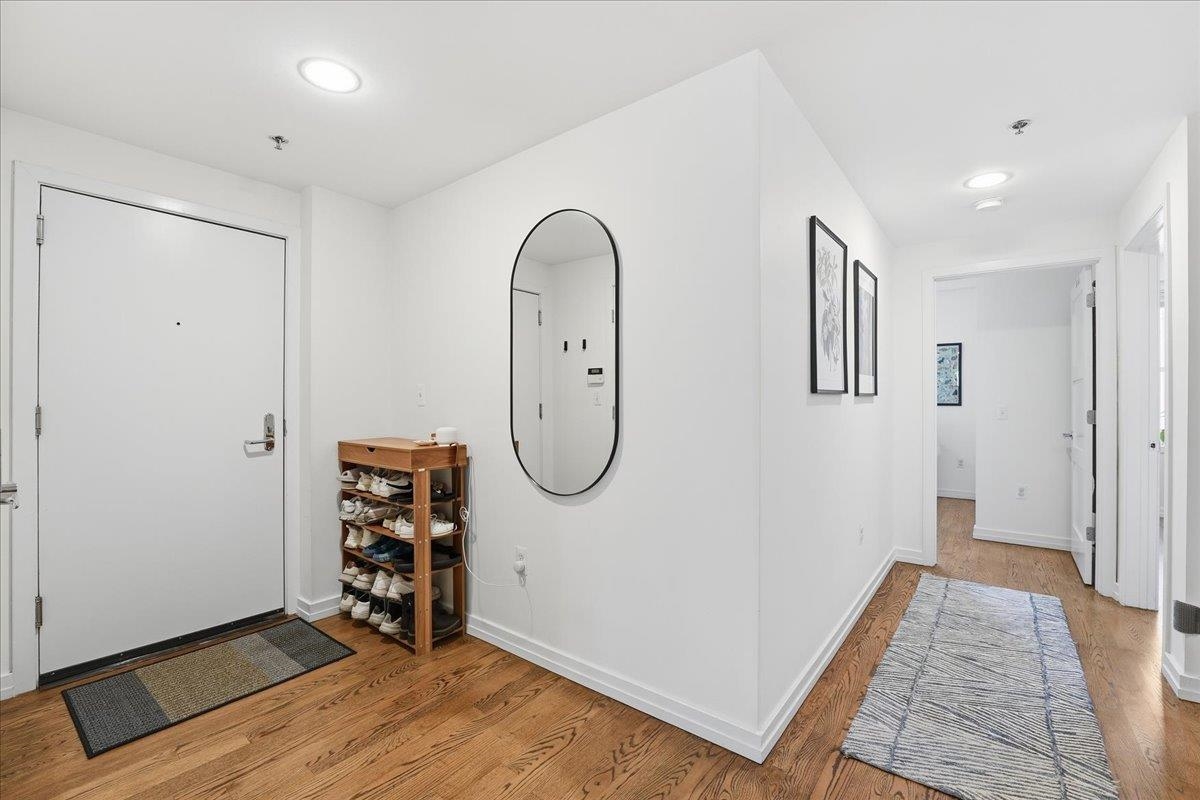 219 GRAND ST Unit: 4A