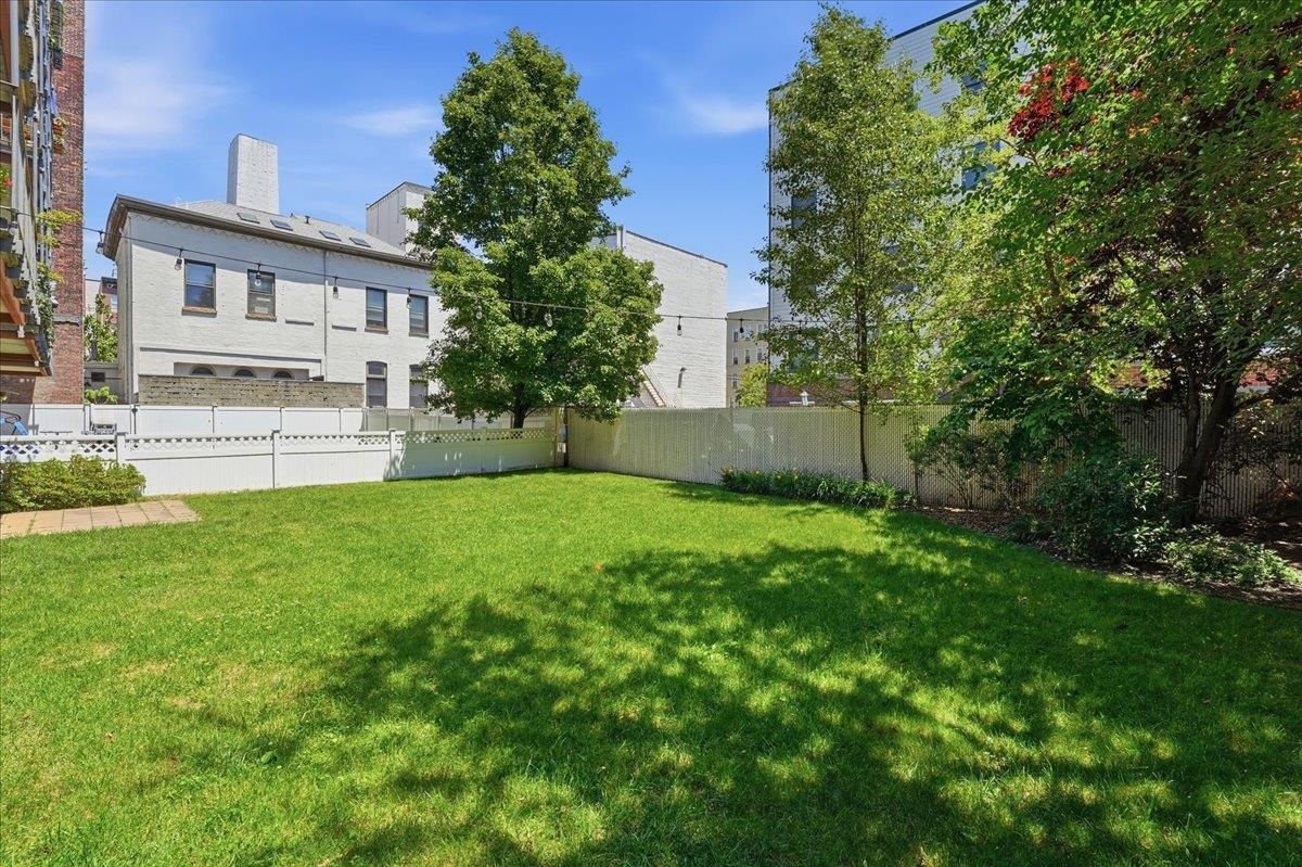 219 GRAND ST Unit: 4A