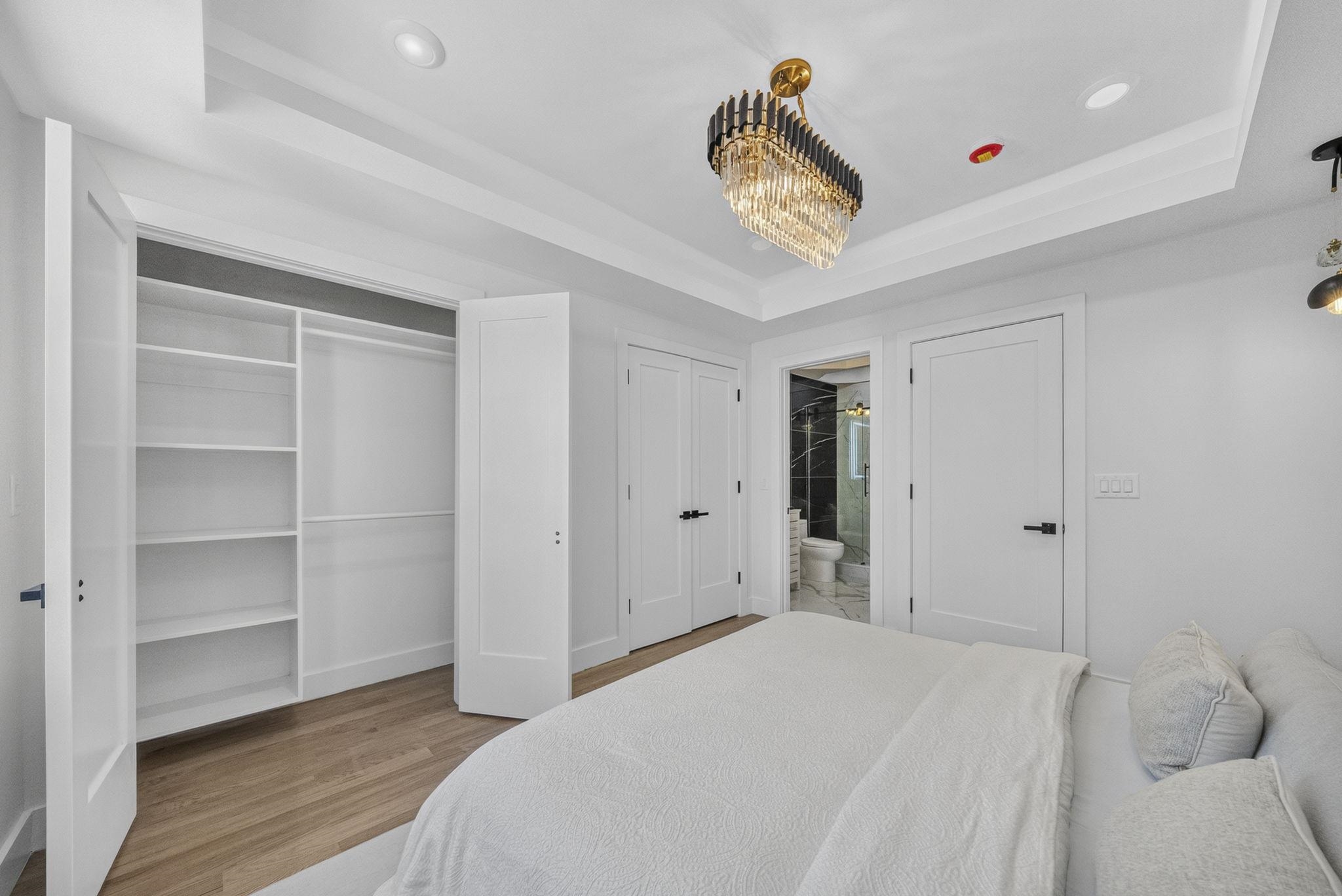 104 TERRACE AVE Unit: 1