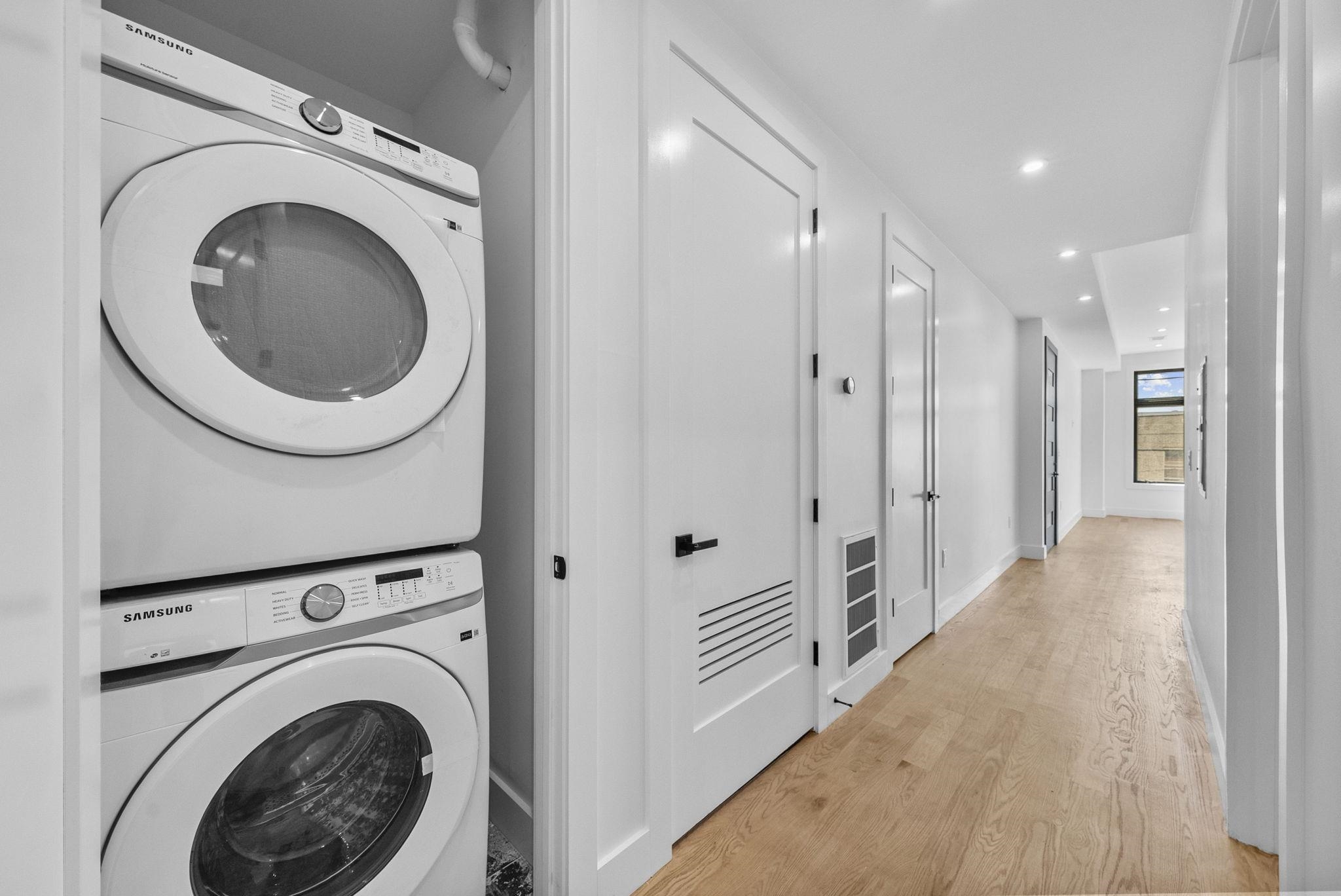 100 TERRACE AVE Unit: 1