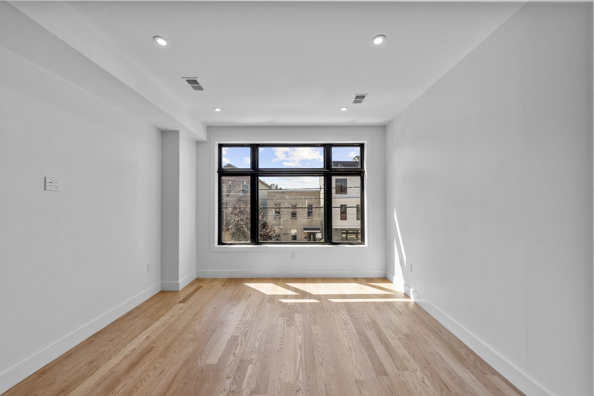 100 TERRACE AVE