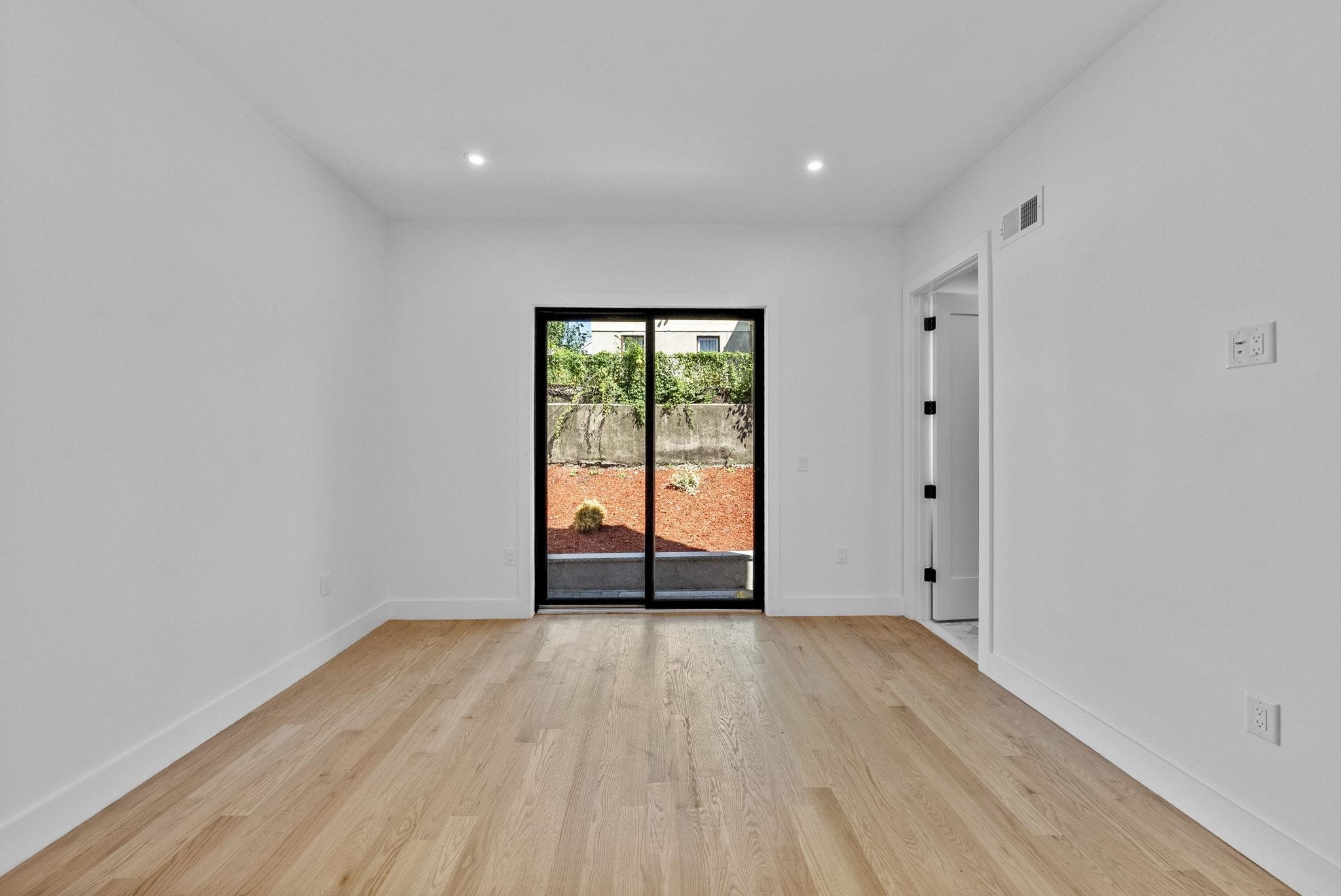 100 TERRACE AVE