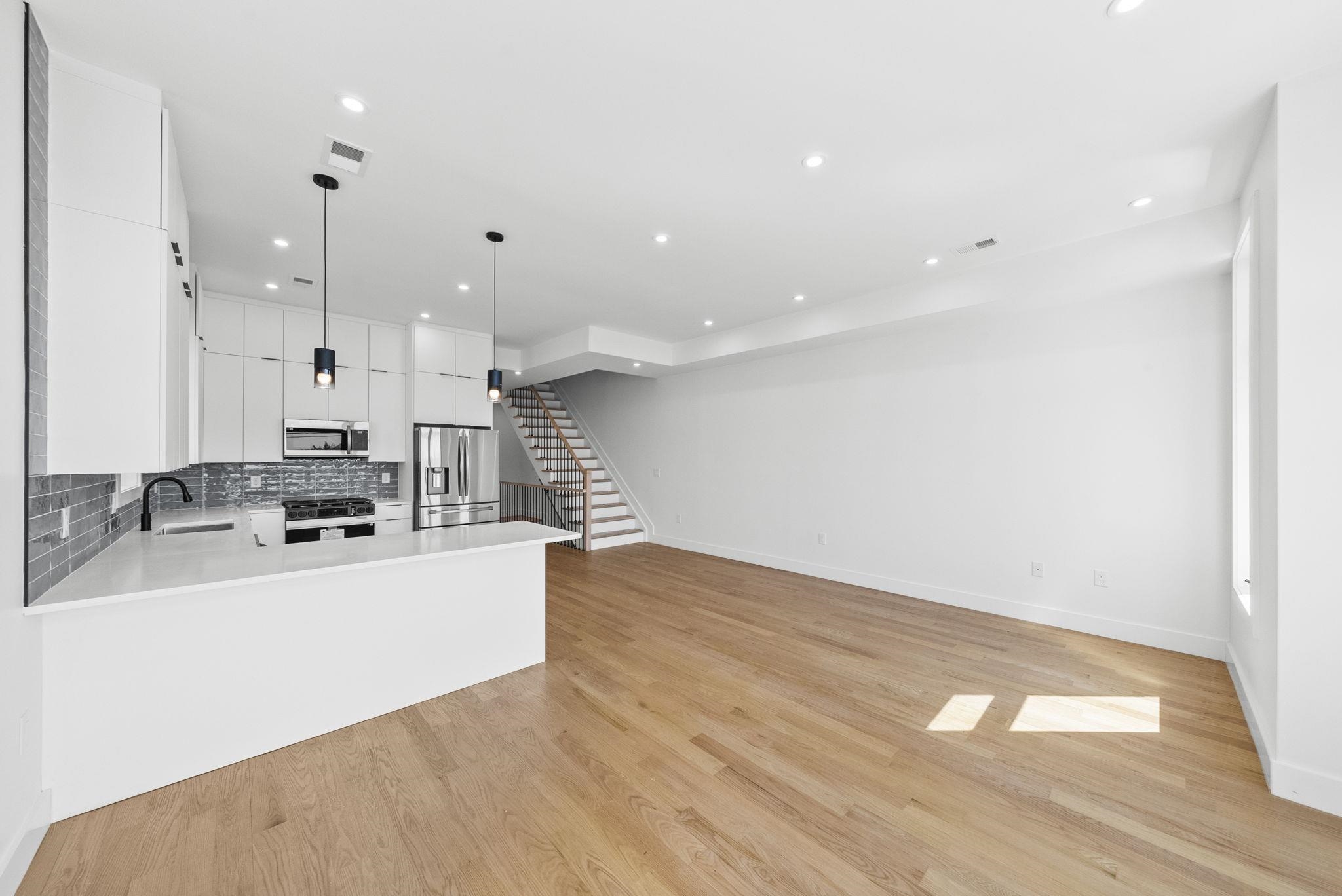 100 TERRACE AVE